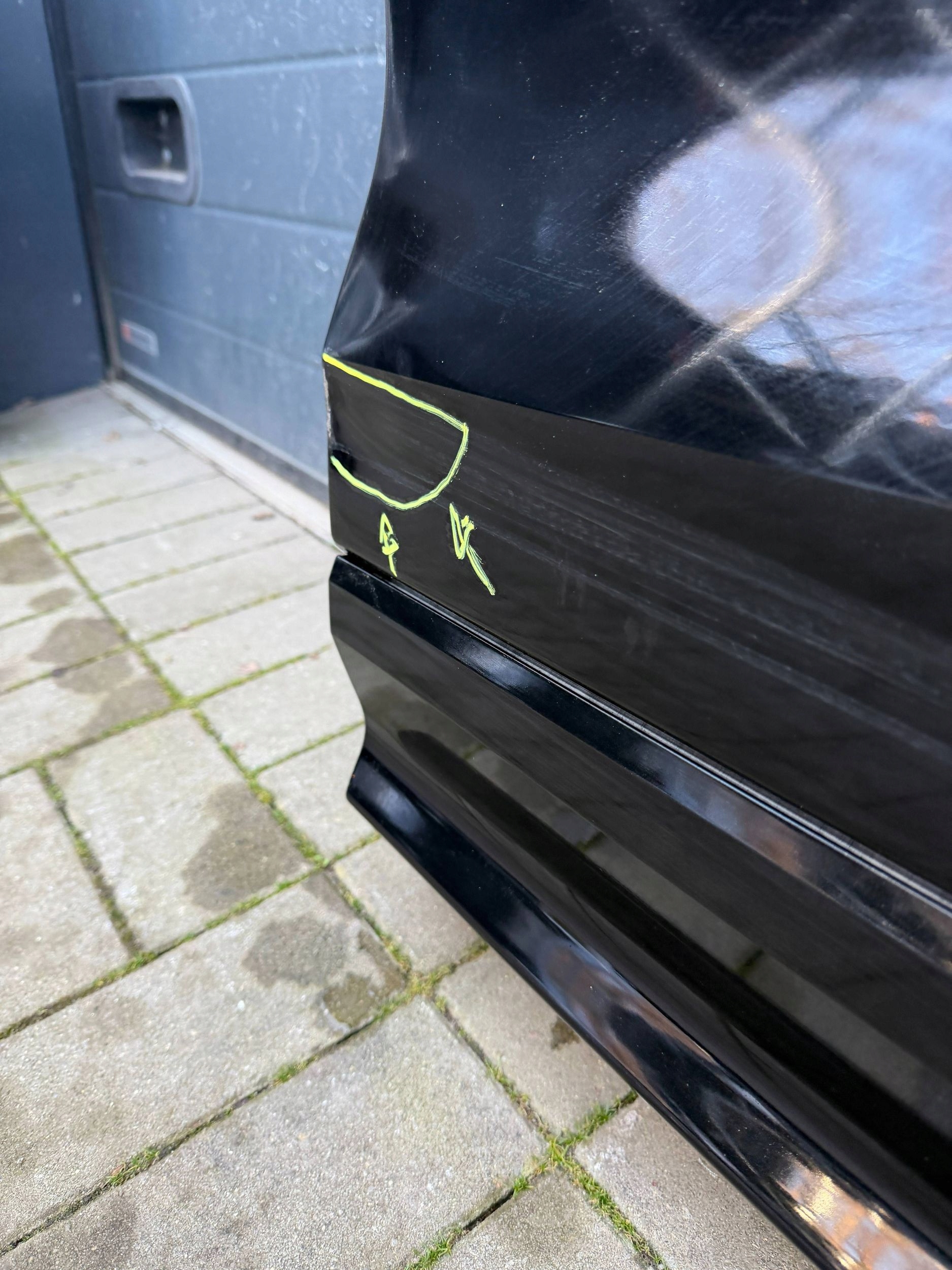 Audi Q8 door rear part left rear. left