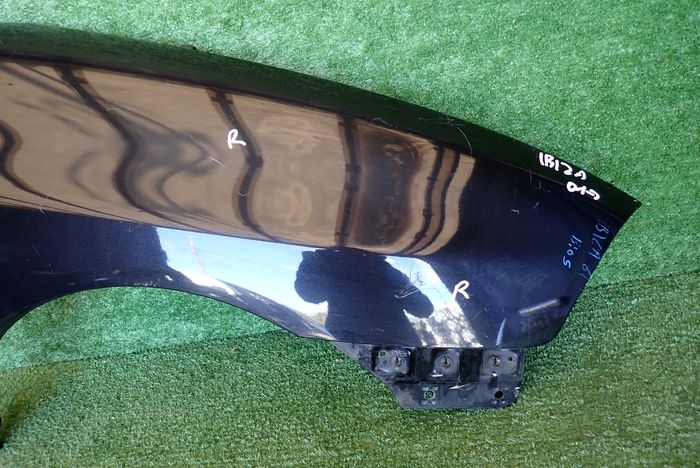 SEAT IBIZA CODROBA 01- fender right front front