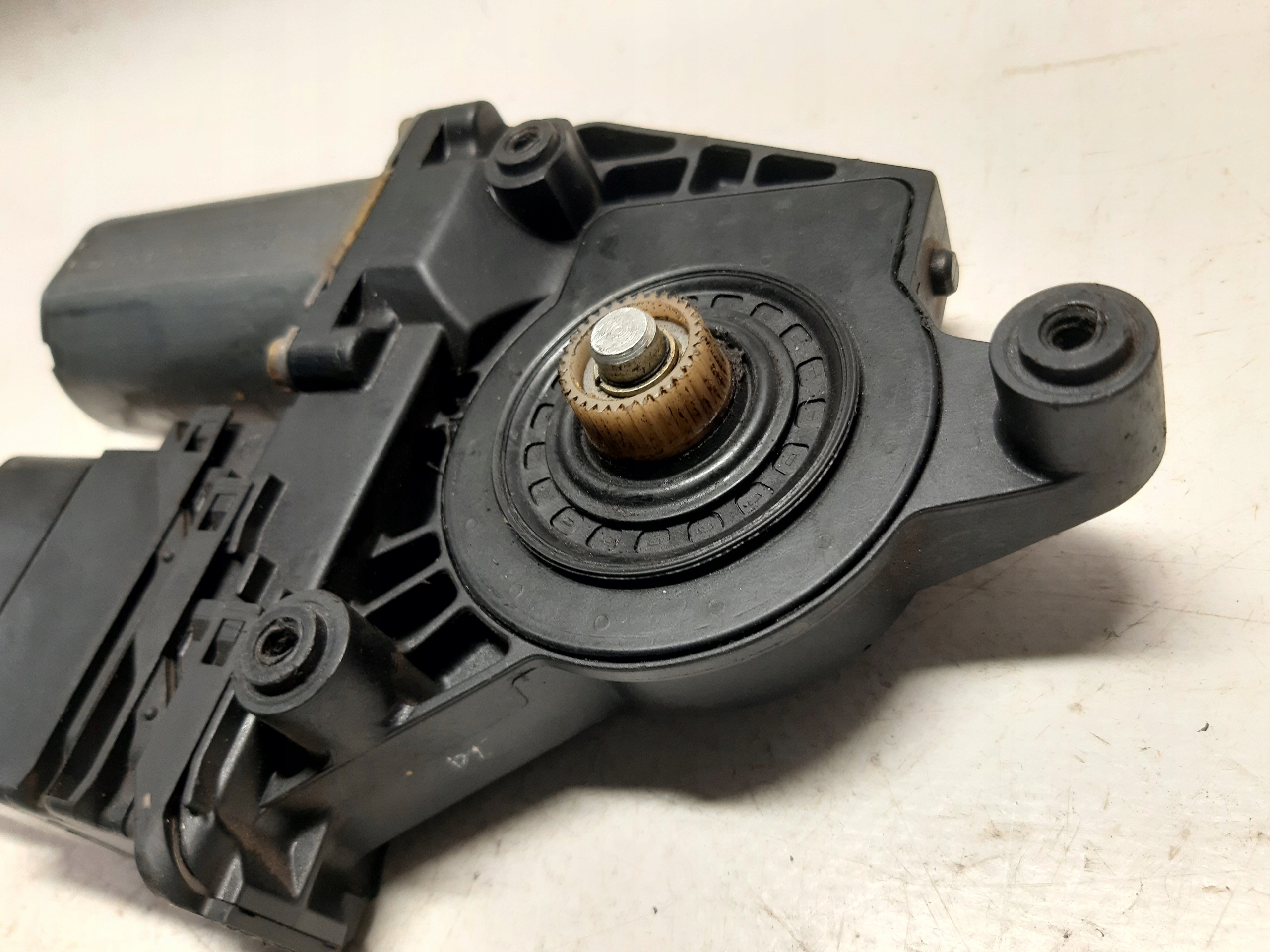 mini motor windows right rear part VW PASSAT B5