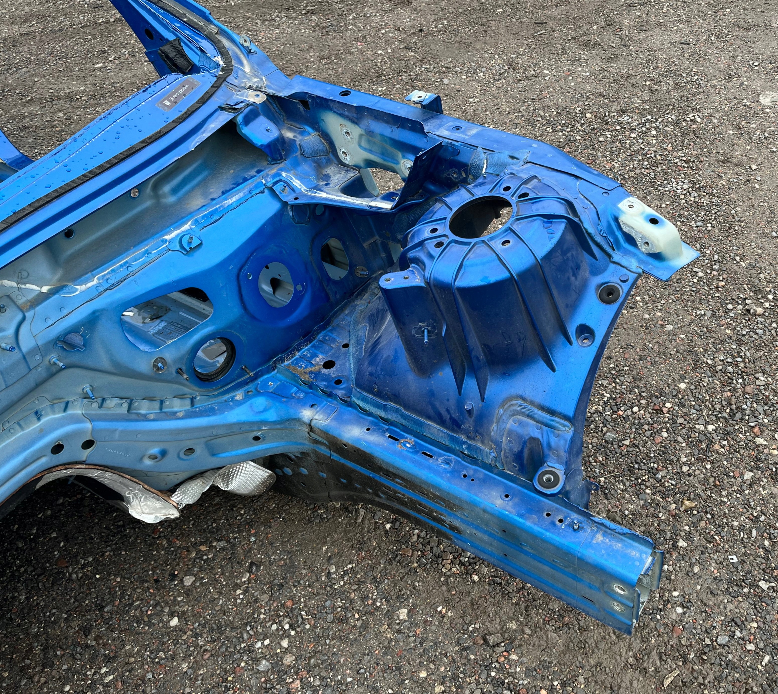 Cwiarka quarter left front left front Chevrolet Camaro 2016+