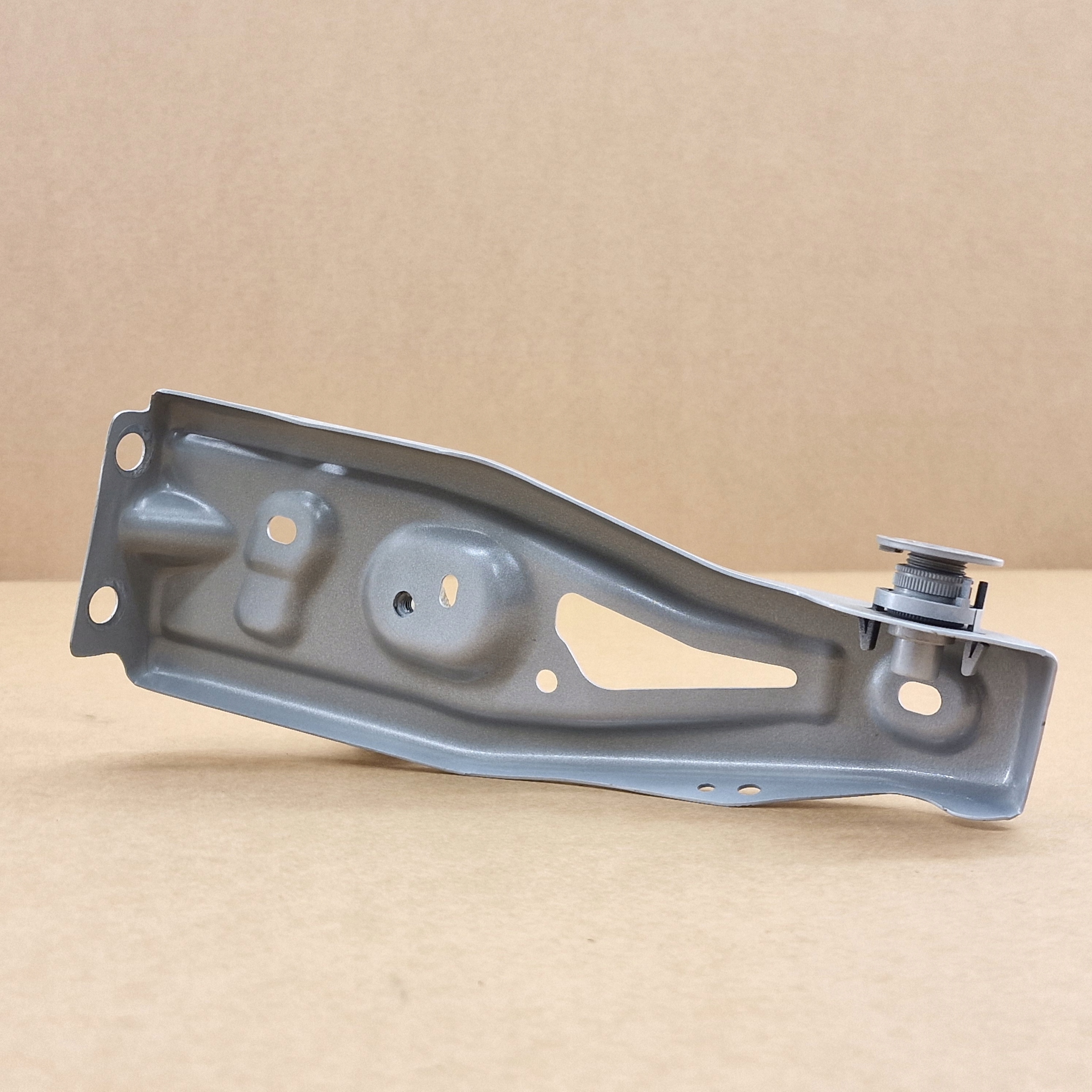 right console holder of a fender POLESTAR 3