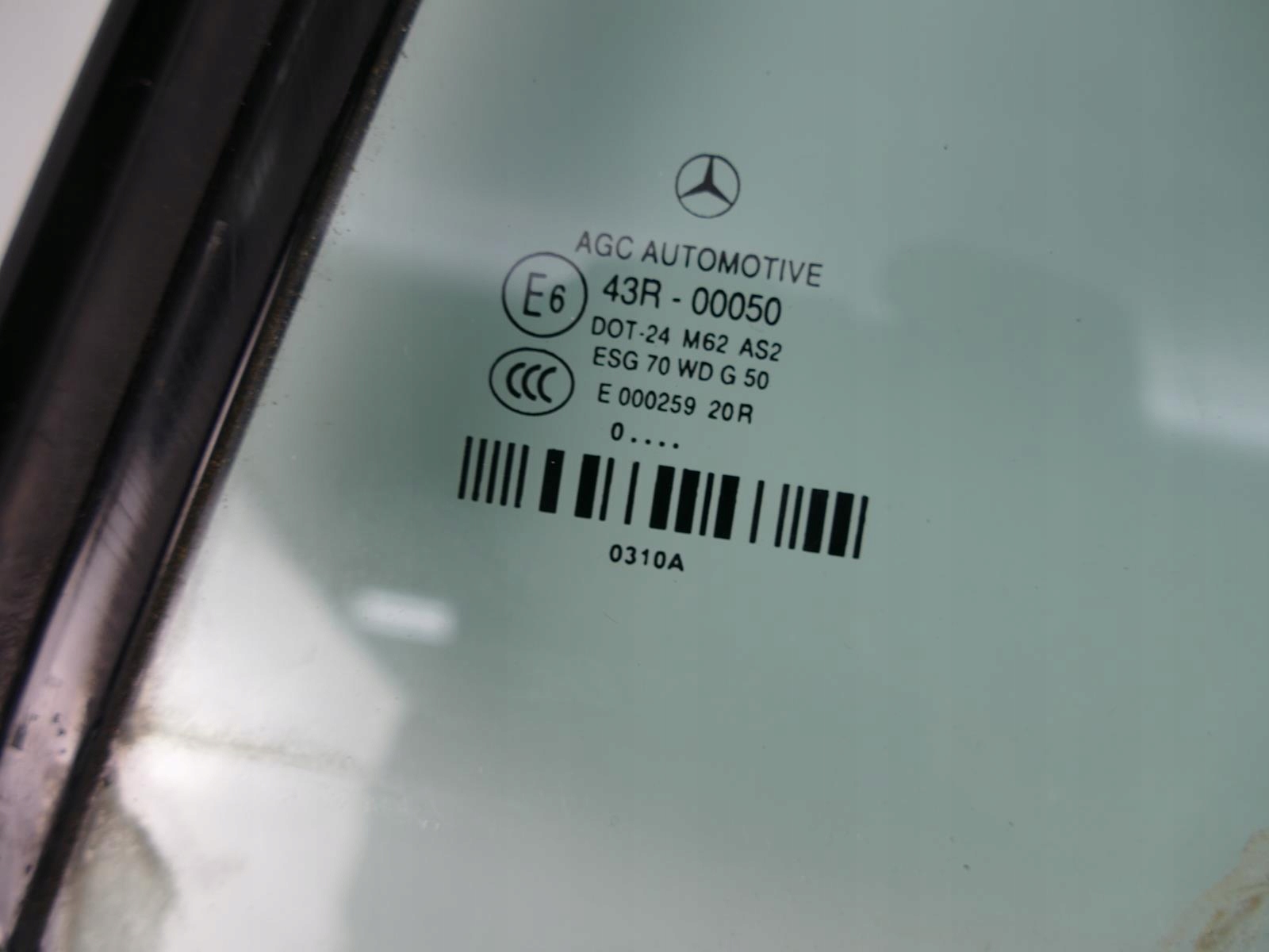 MERCEDES E W207 A207 CABRIO window left rear part