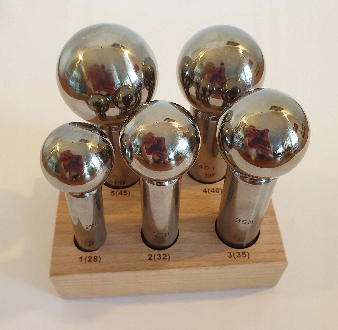 Puncin sada 5 kusů 28-40 mm vysoký lesk