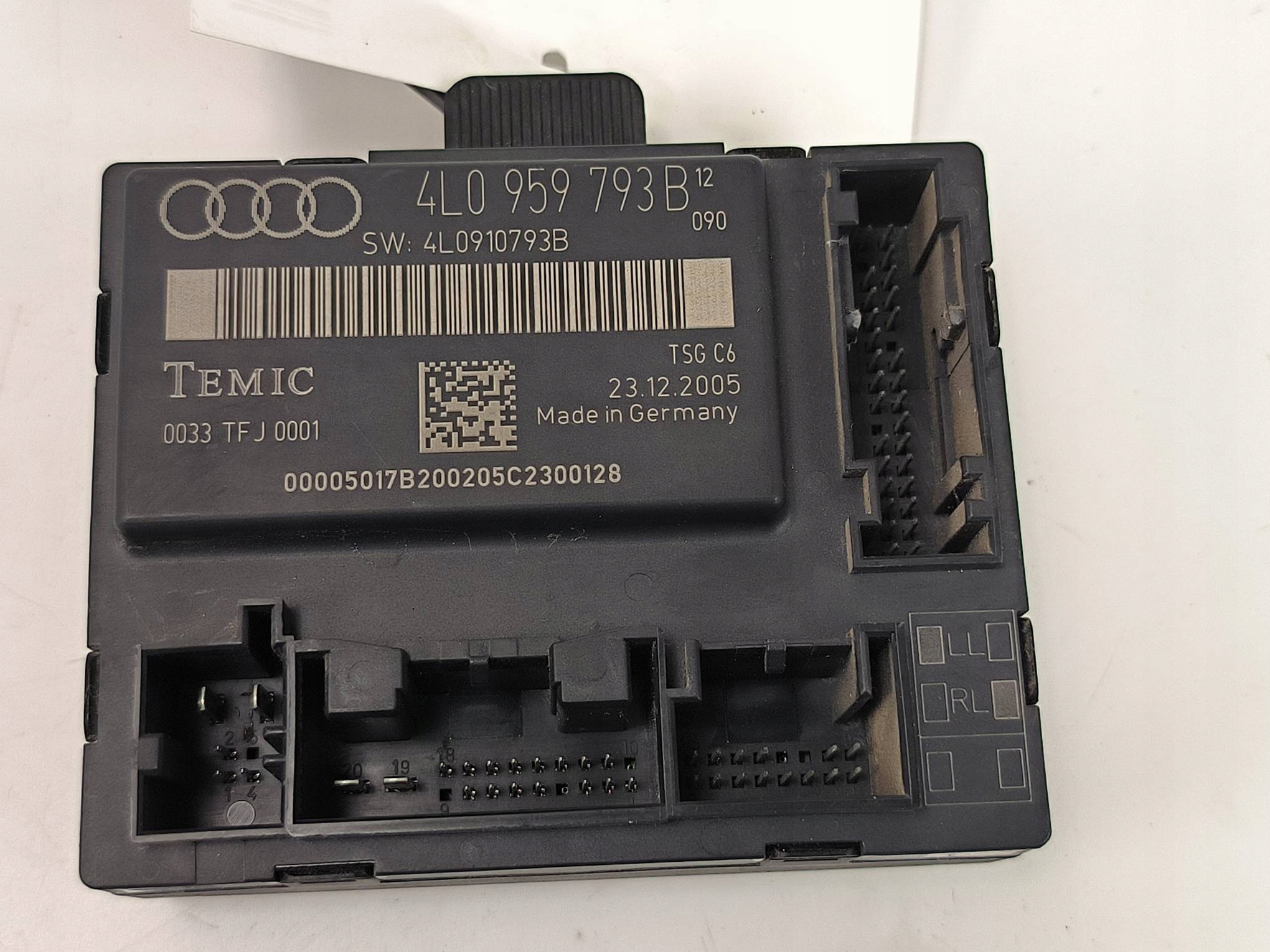 module door 4L0959793B AUDI Q7 4L LIFT