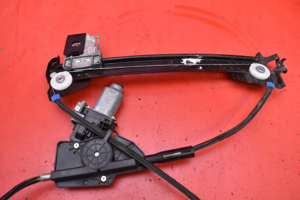window regulator right rear part 6006377-00-G TESLA MODEL S 16-21