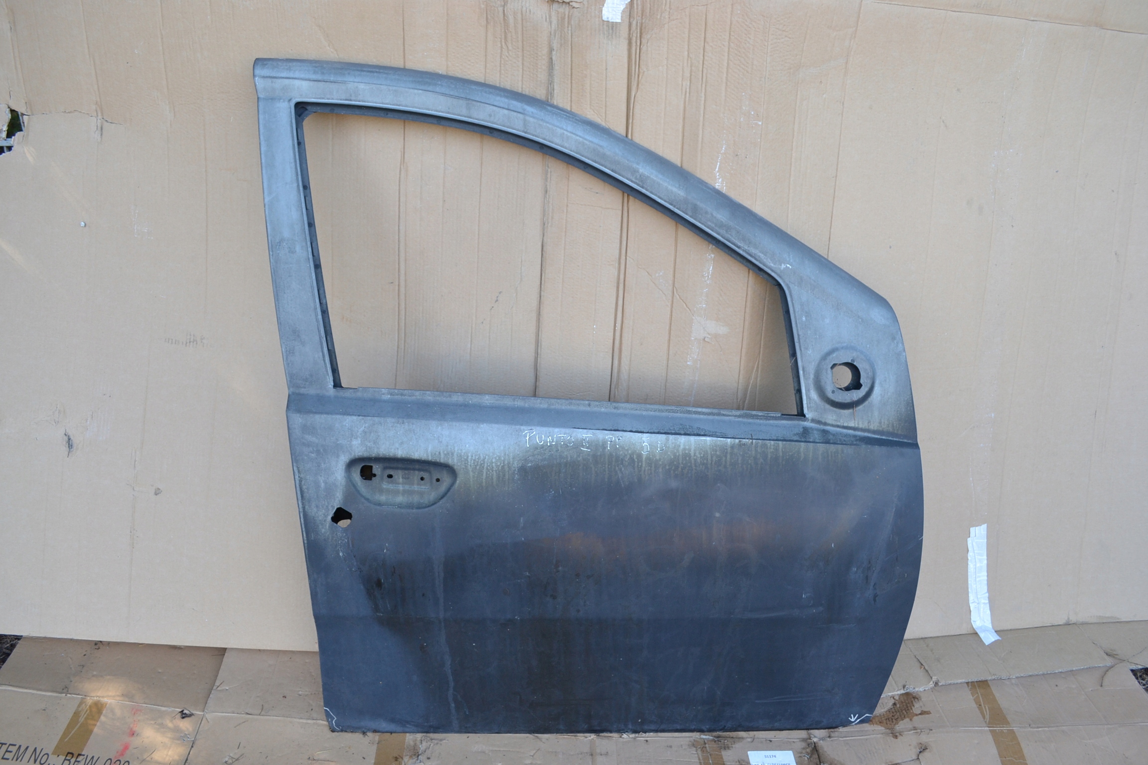 Fiat Punto II 98- door front right