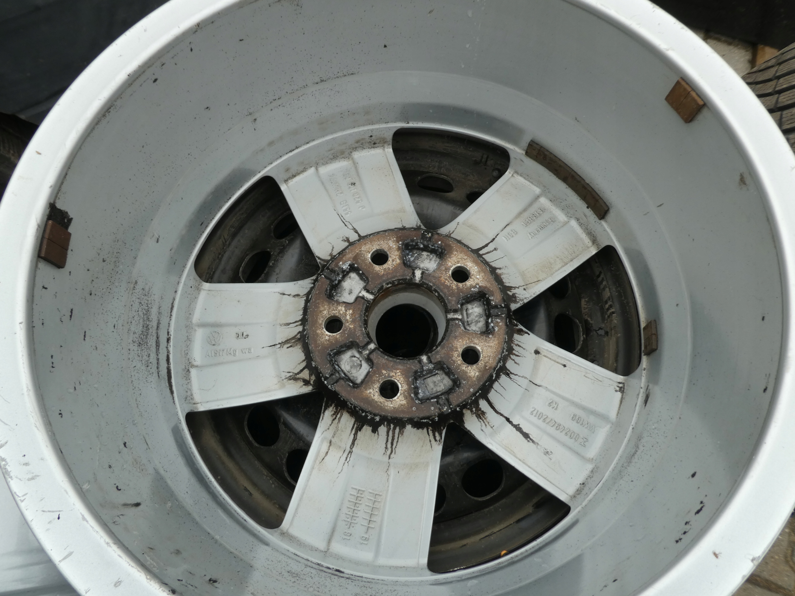 1X DISK HLINÍKOVÝ DISK VW 5X120 7E0601025P