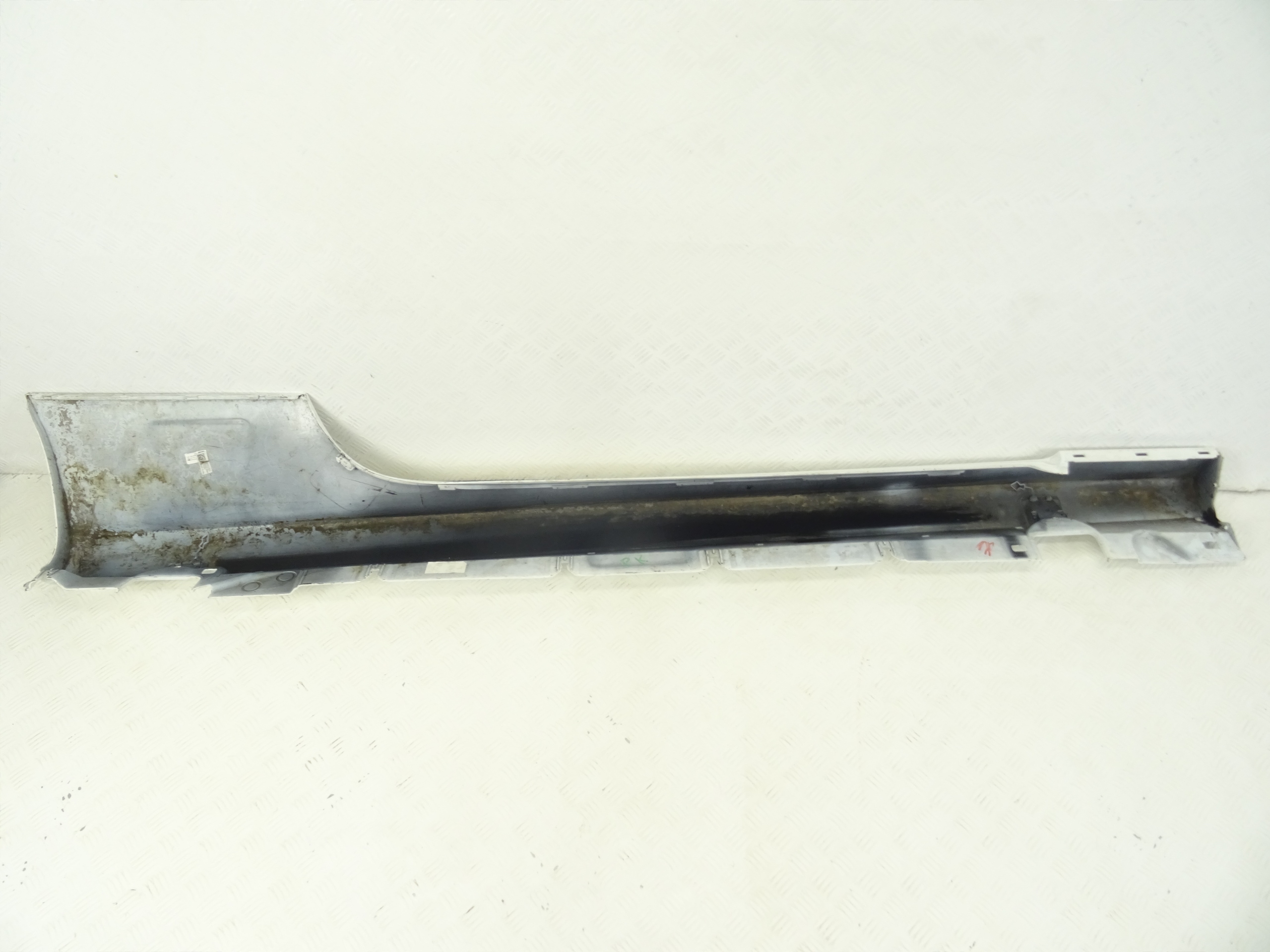 Mercedes E Coupe 238 AMG moulding threshold left