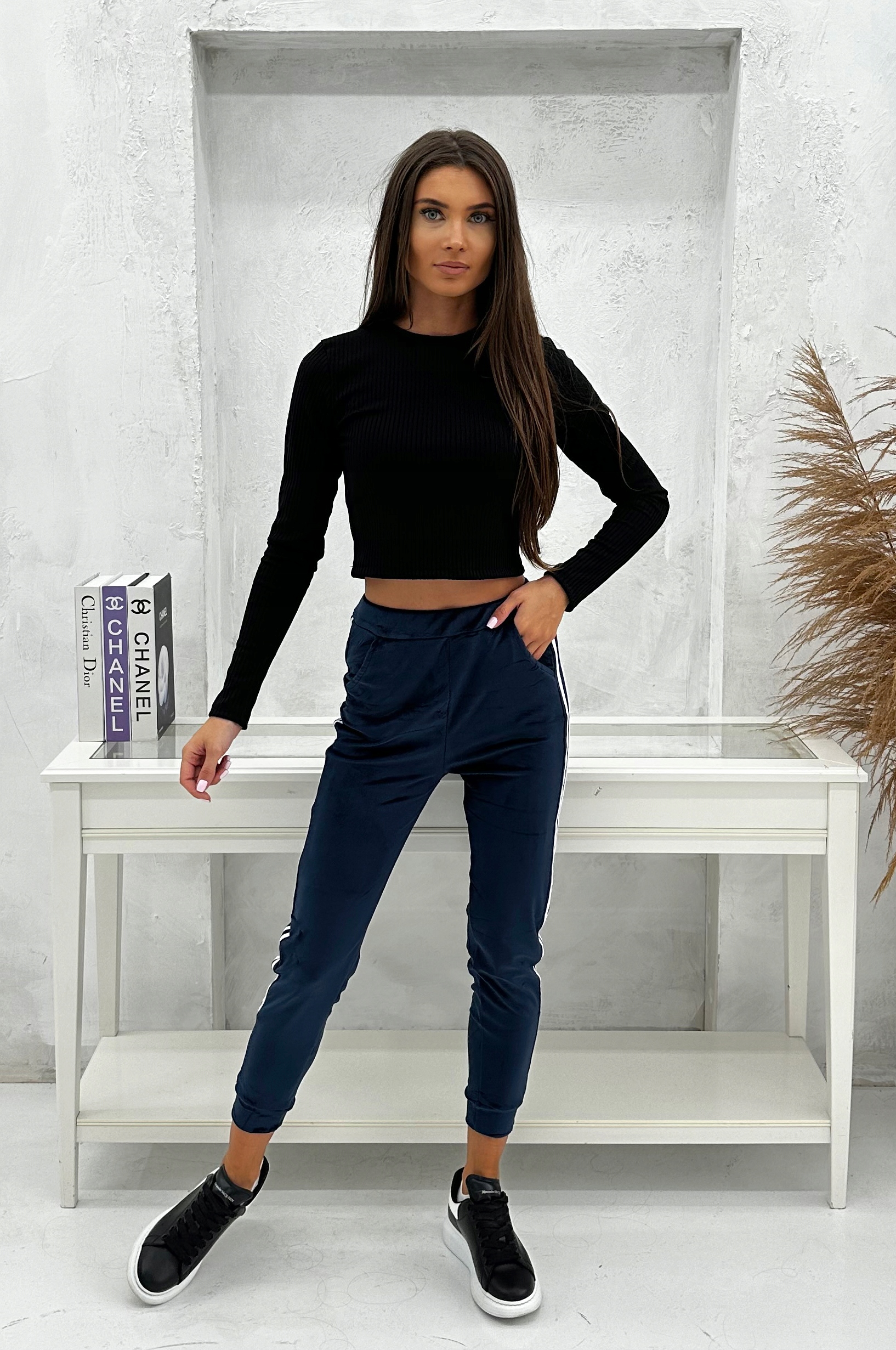 WE993 roz. XXL DAMSKIE SPODNIE WELUROWE GŁADKIE Marka Fk_fashion