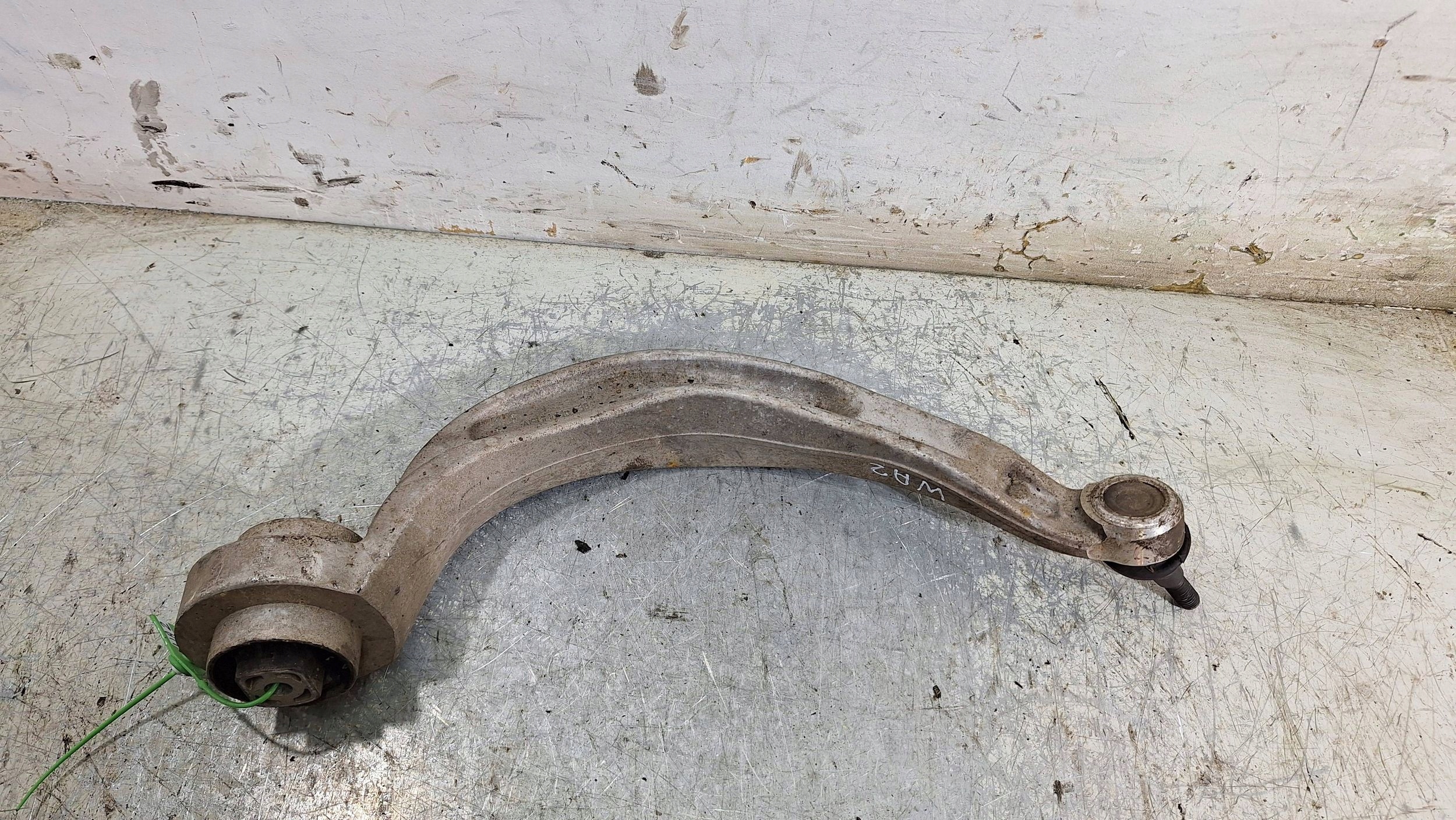 arm right front 8K0407696C AUDI A4 B8 A5 8T