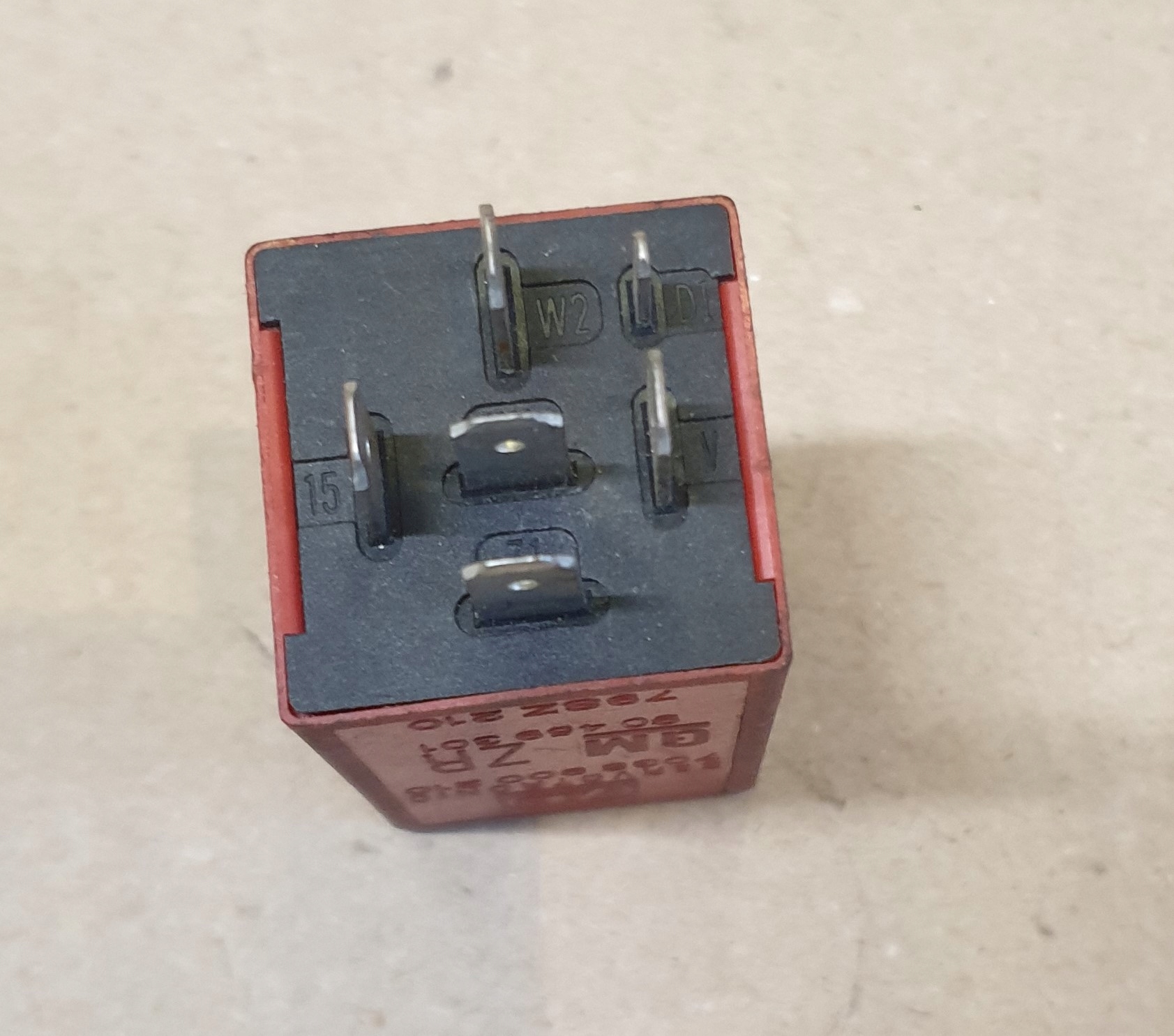 relais wischer 6 PIN OPEL OMEGA B 90459301