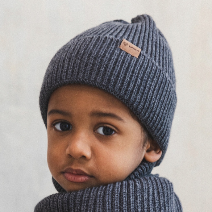 Patulove Zimowa czapka z wełny merino Winter Graphite