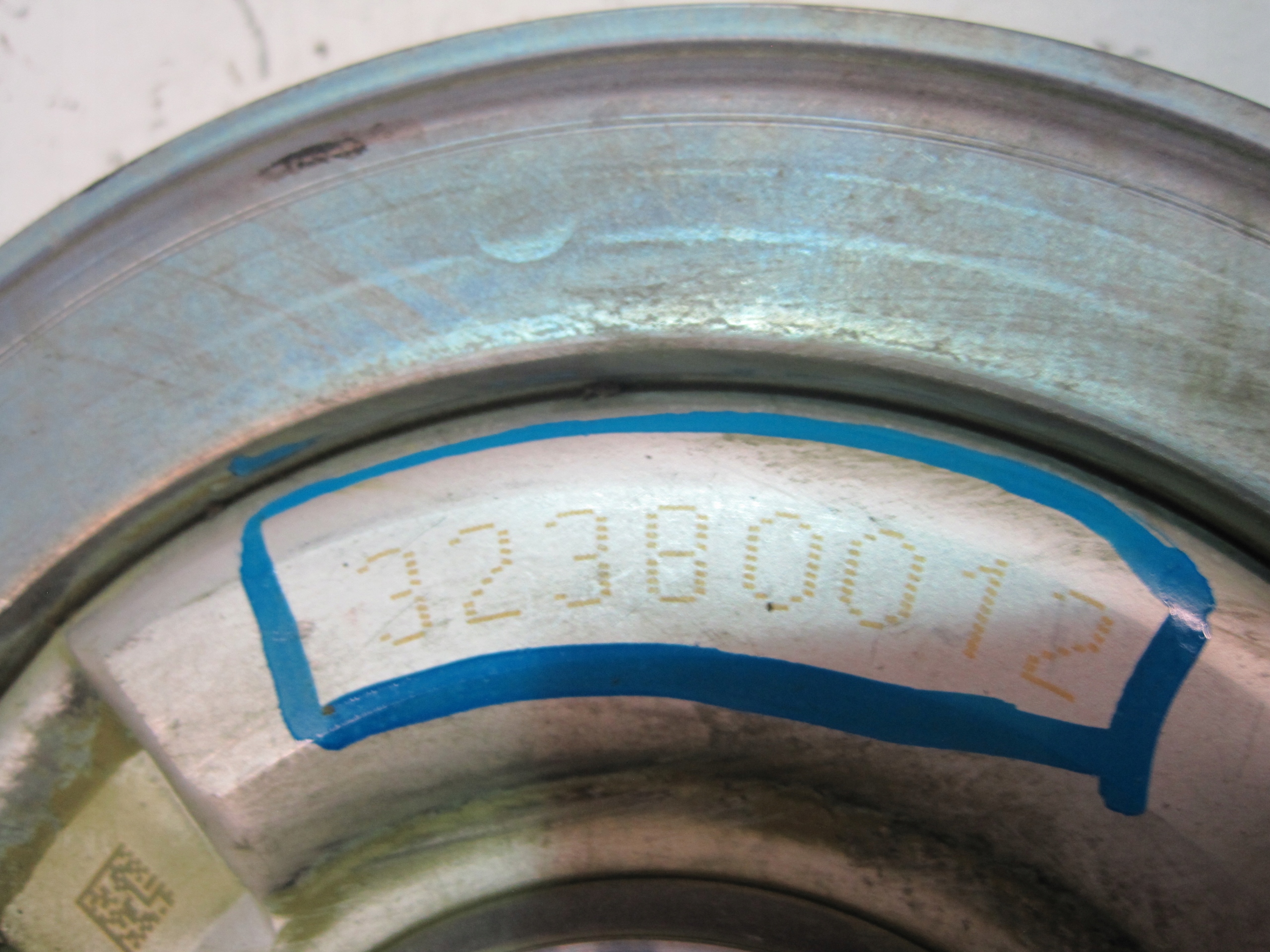 pulley VOLVO XC90 II 32380012