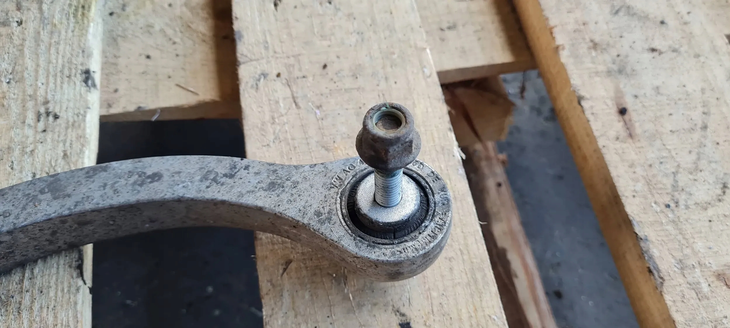 Q7 4M II STABILISATOR HECK HINTEN 4M0505465D