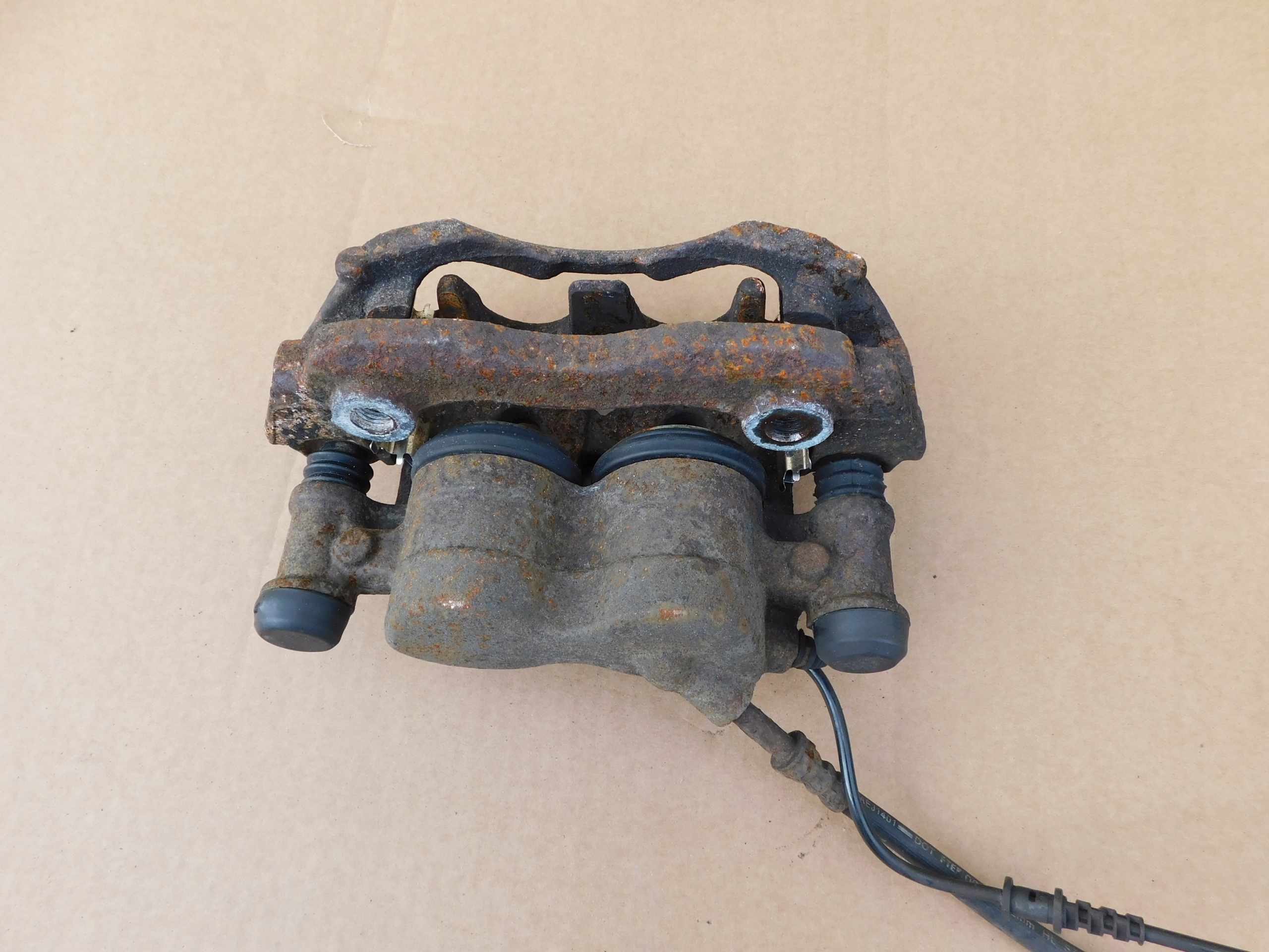 caliper brake jarzmo front Sprinter 906 VW Crafter OEM right original