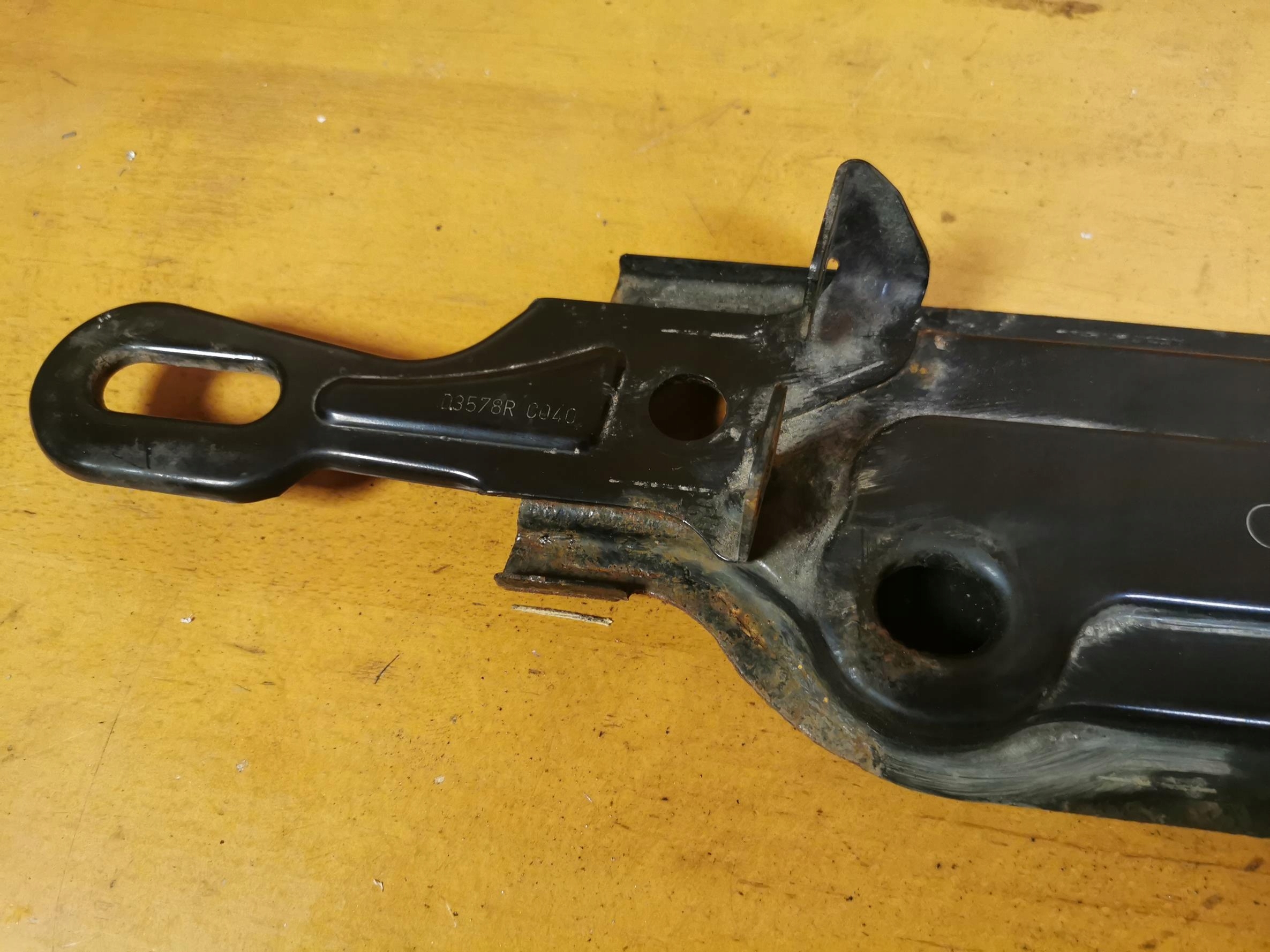 radiator stiffener RENAULT MEGANE IV D3578R 16-24
