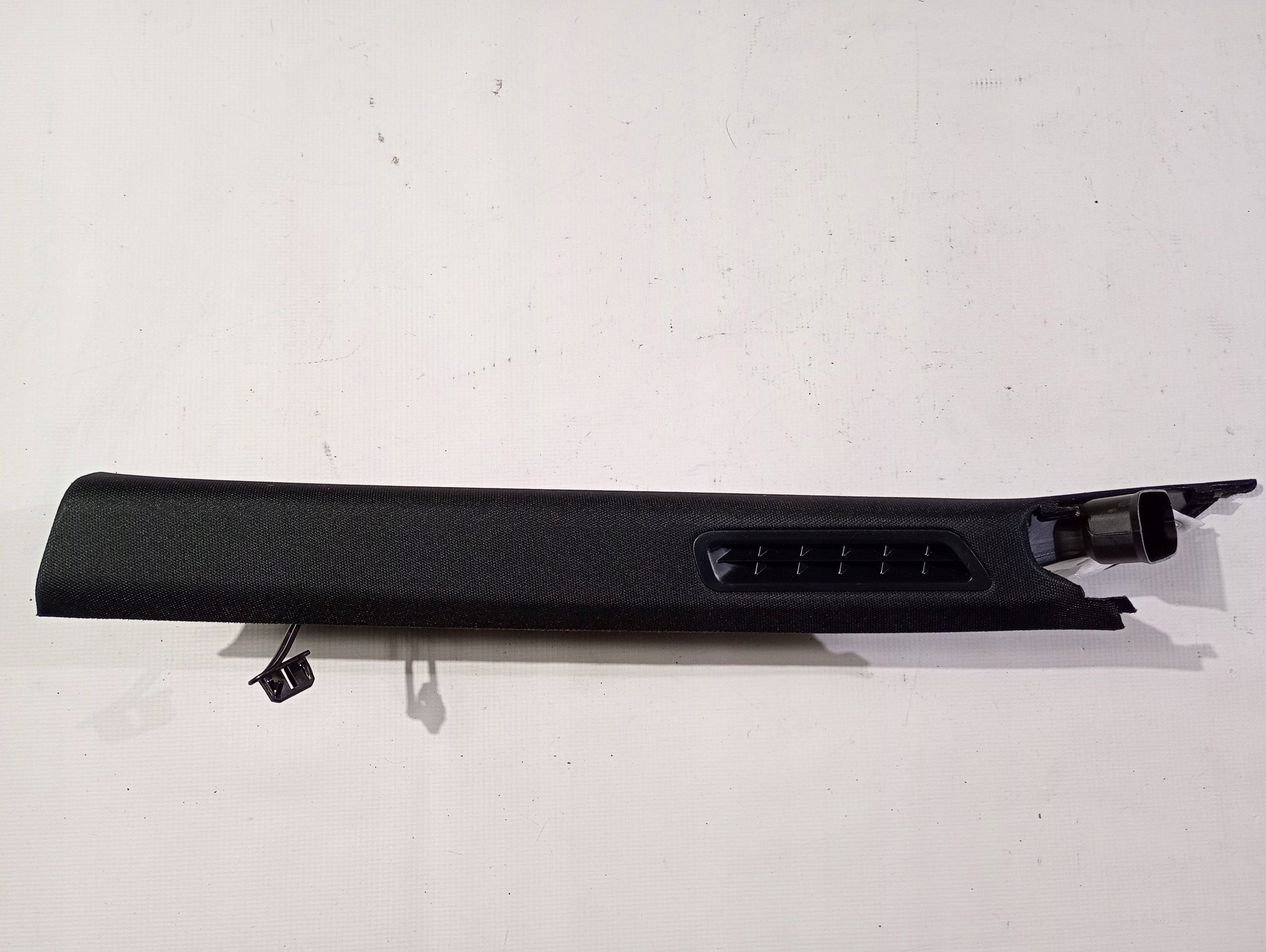 side slupka A cover left side Ford Explorer VI 3.0 ST 2020