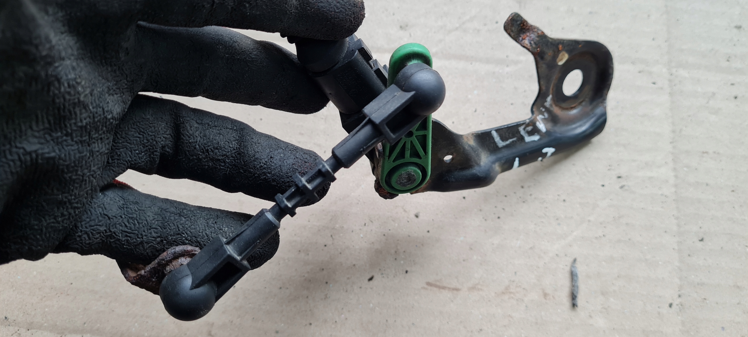S7 4G A7 Sensor POZIOMOWANIA lichte links heck 4H0907503 S6 A6 C7