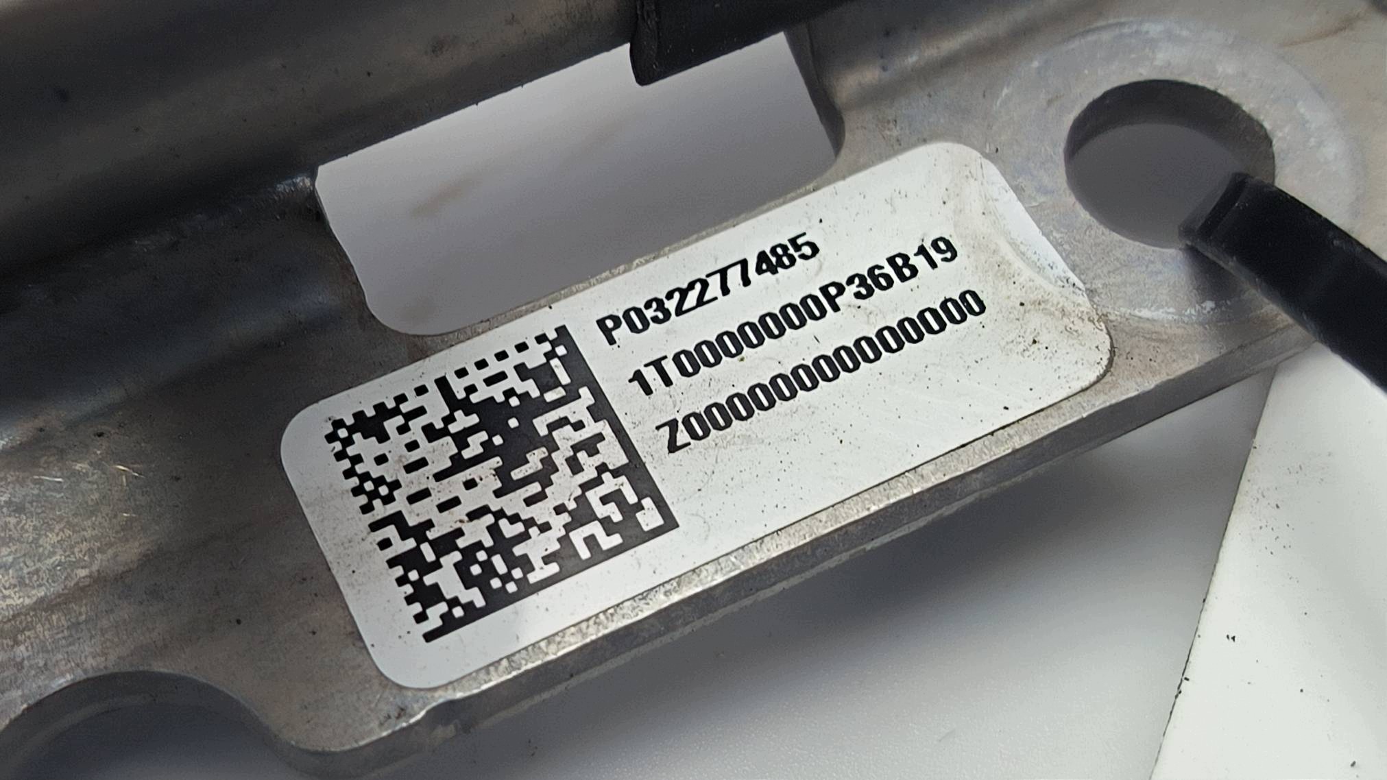 NABOJ bonnets right 32277485 VOLVO V60 II
