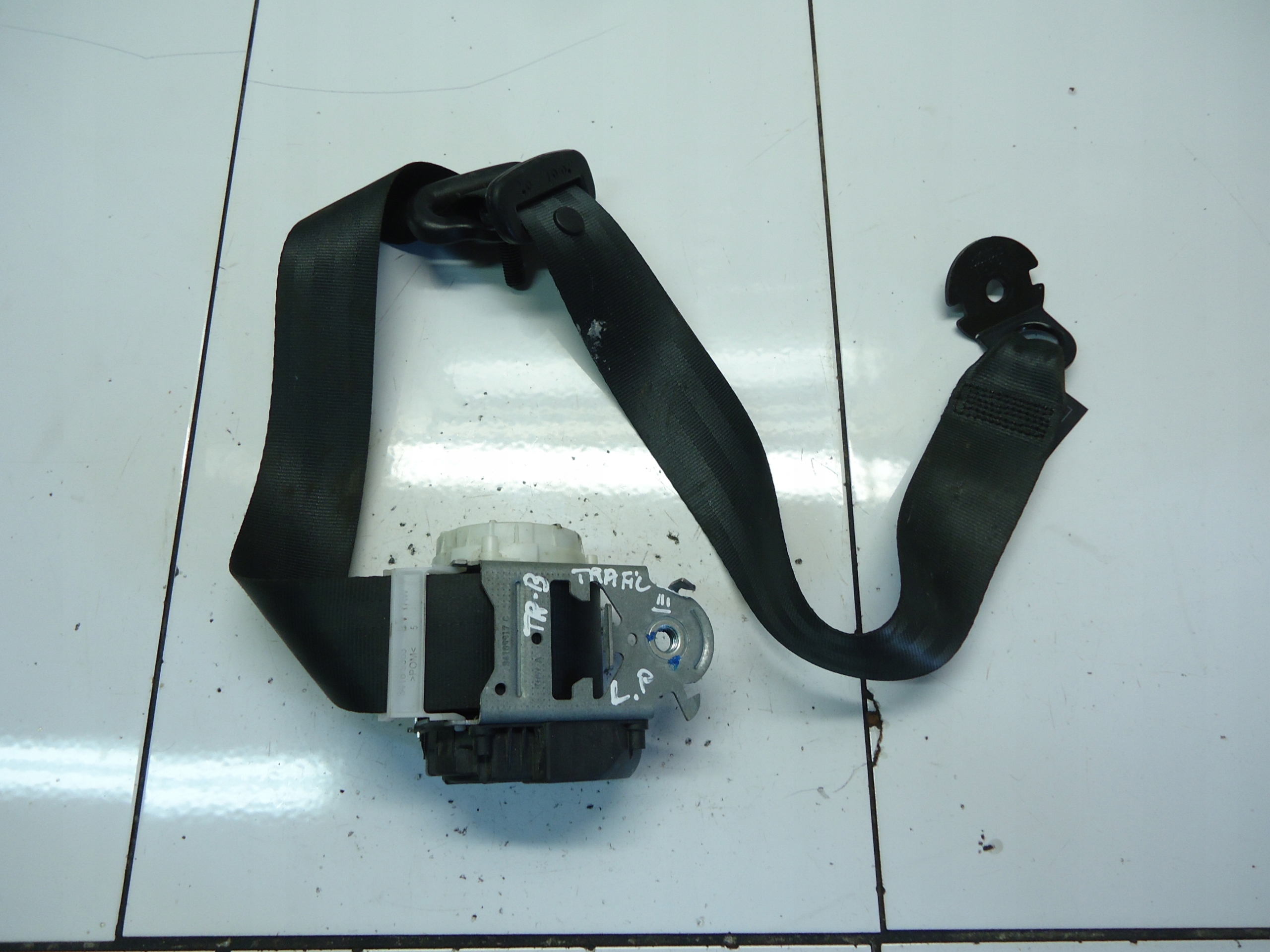 RENAULT TRAFIC III tension belt safety left front 34144151C
