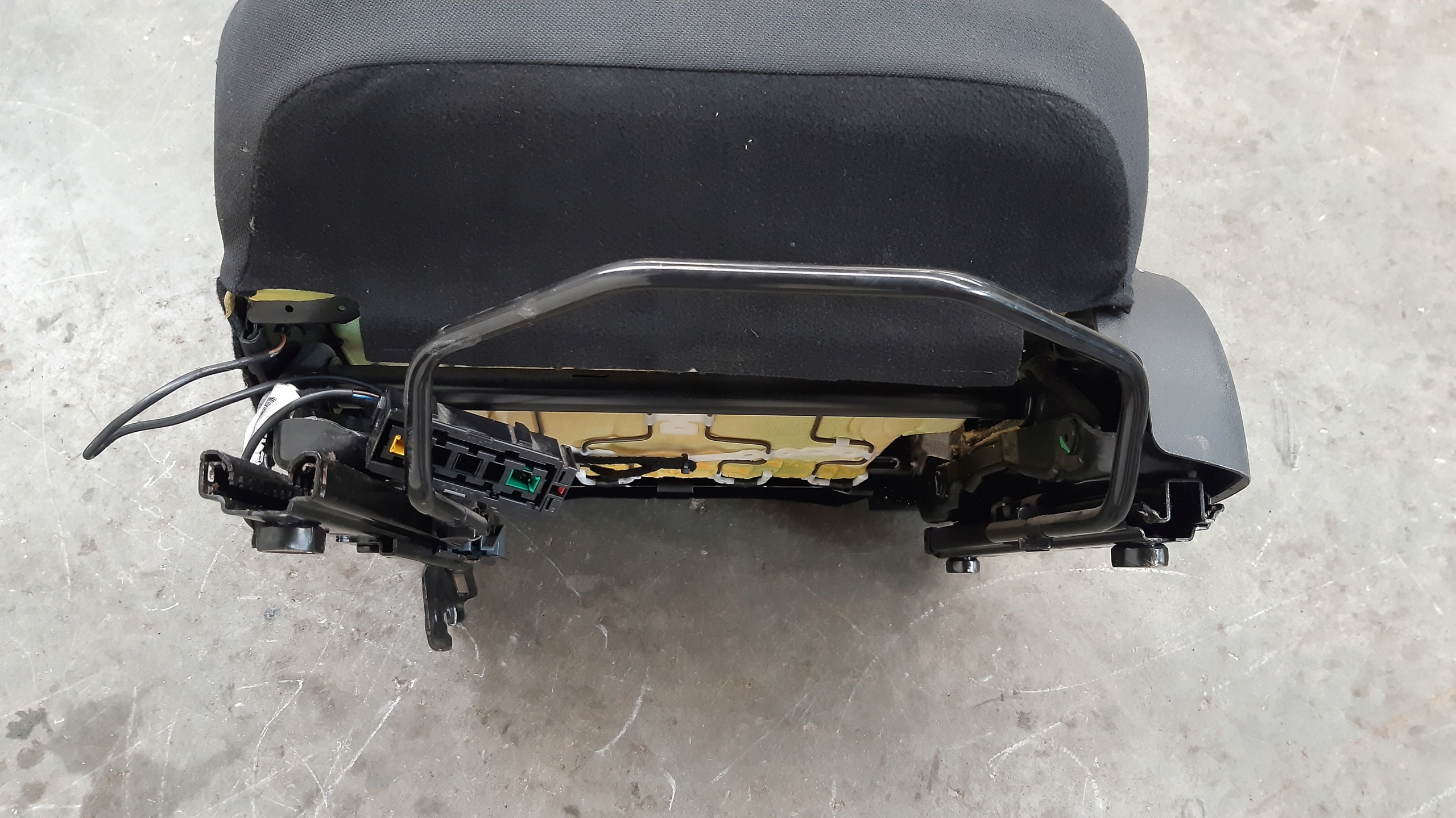 Sitz links grzany Opel Corsa D
