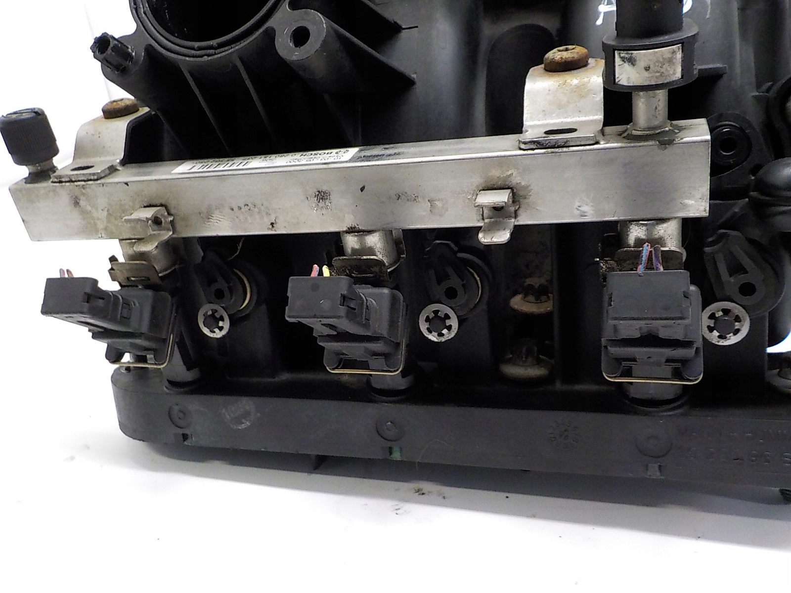 OPEL CORSA D 1.0 A10XEP intake manifold 55563676