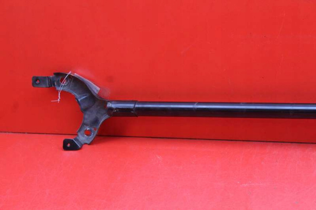 распорка Балка стаканов перед передних opel Astra 5 V k 1.6 T 200 ЛС