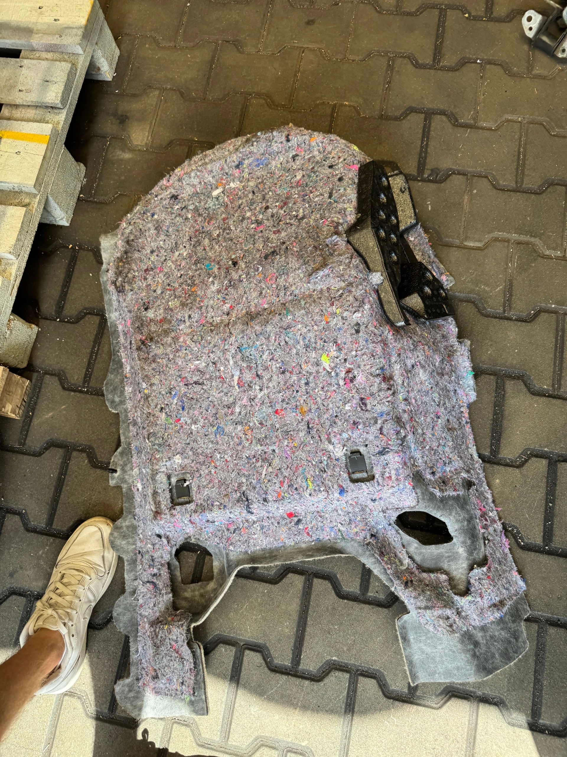 JEEP GRAND CHEROKEE WK2 mats carpet left front