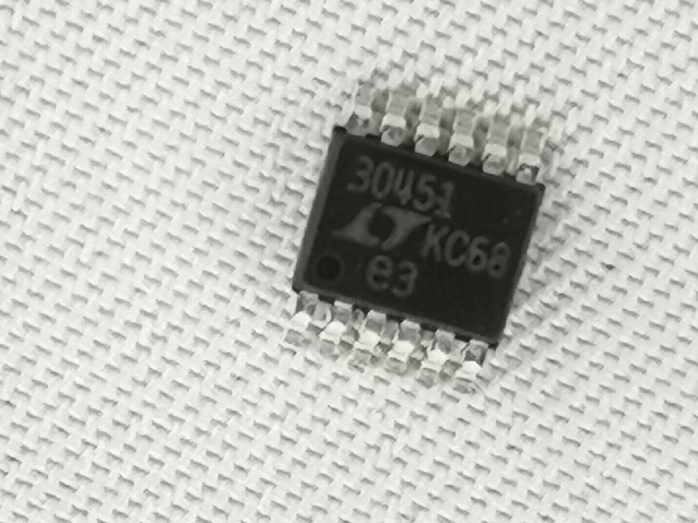 LT3045 500mA Positive ultralow noise regulator