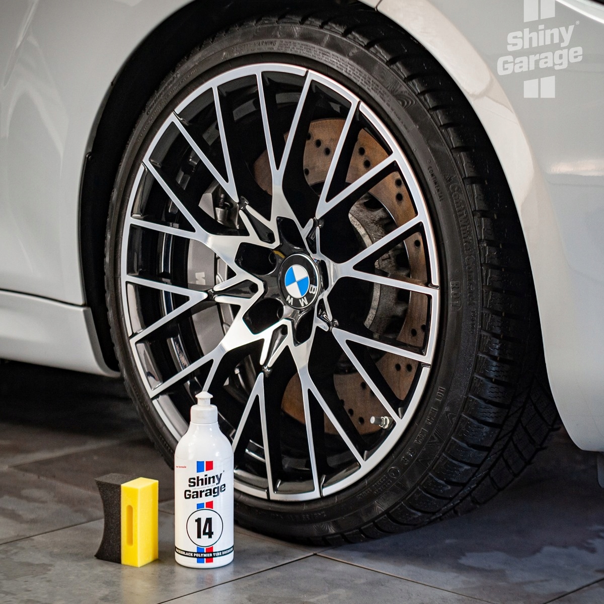 Shiny Garage Back2Black Tire Dressing Opony 500ml Producent Shiny Garage