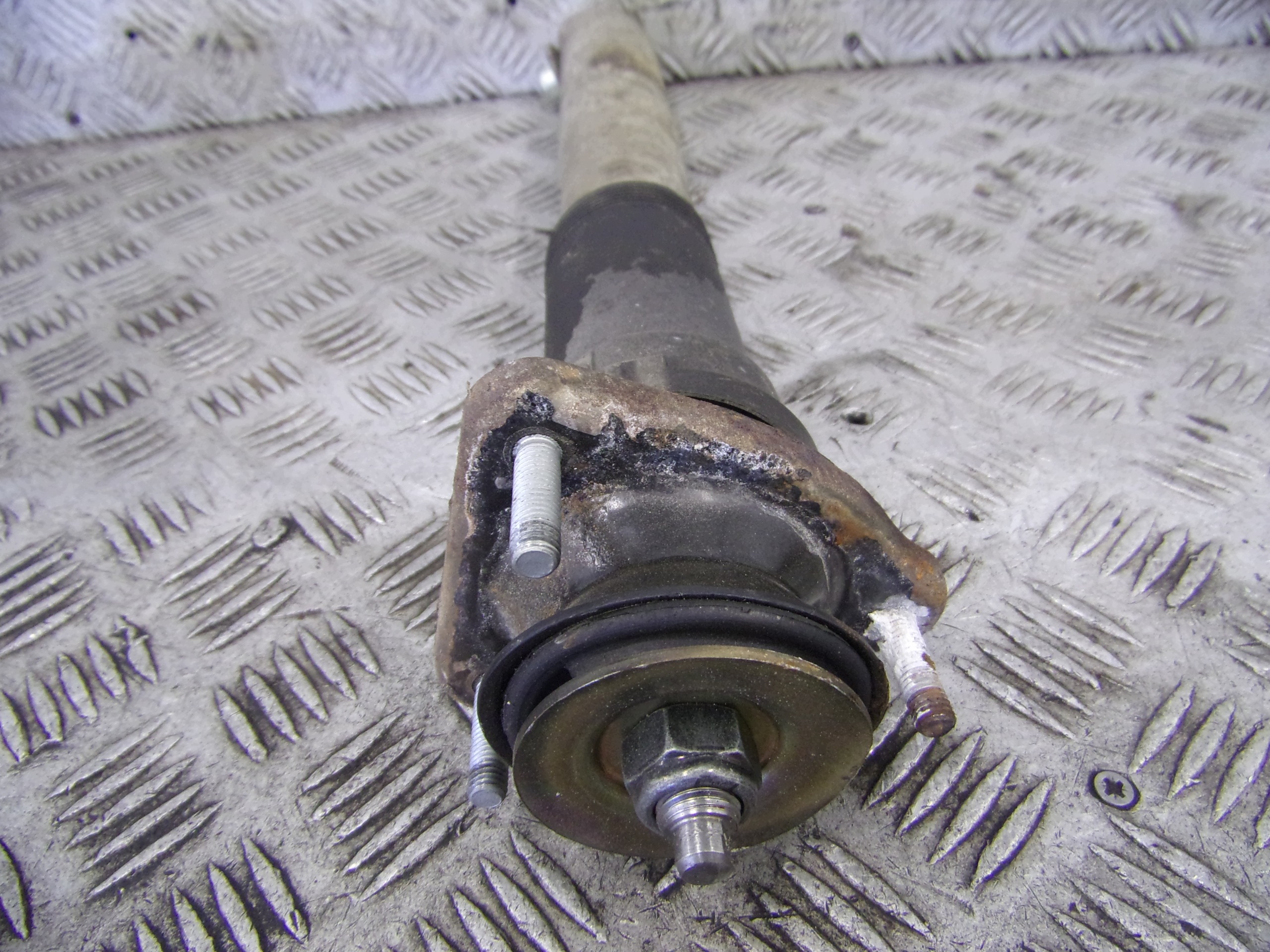 shock absorber rear part rear BMW E39 814904557178