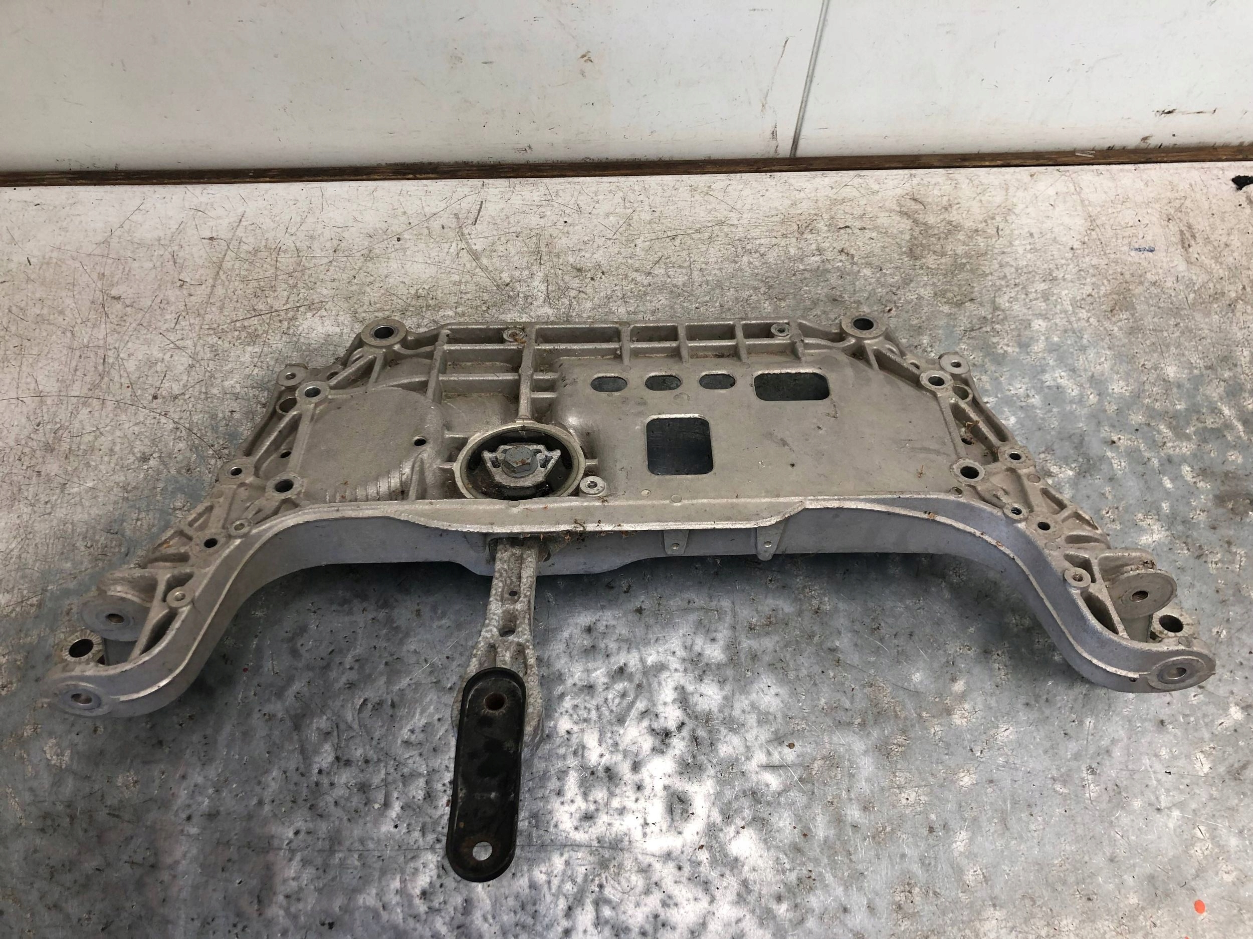 subframe axle beam front VW SHARAN 7N0199369B