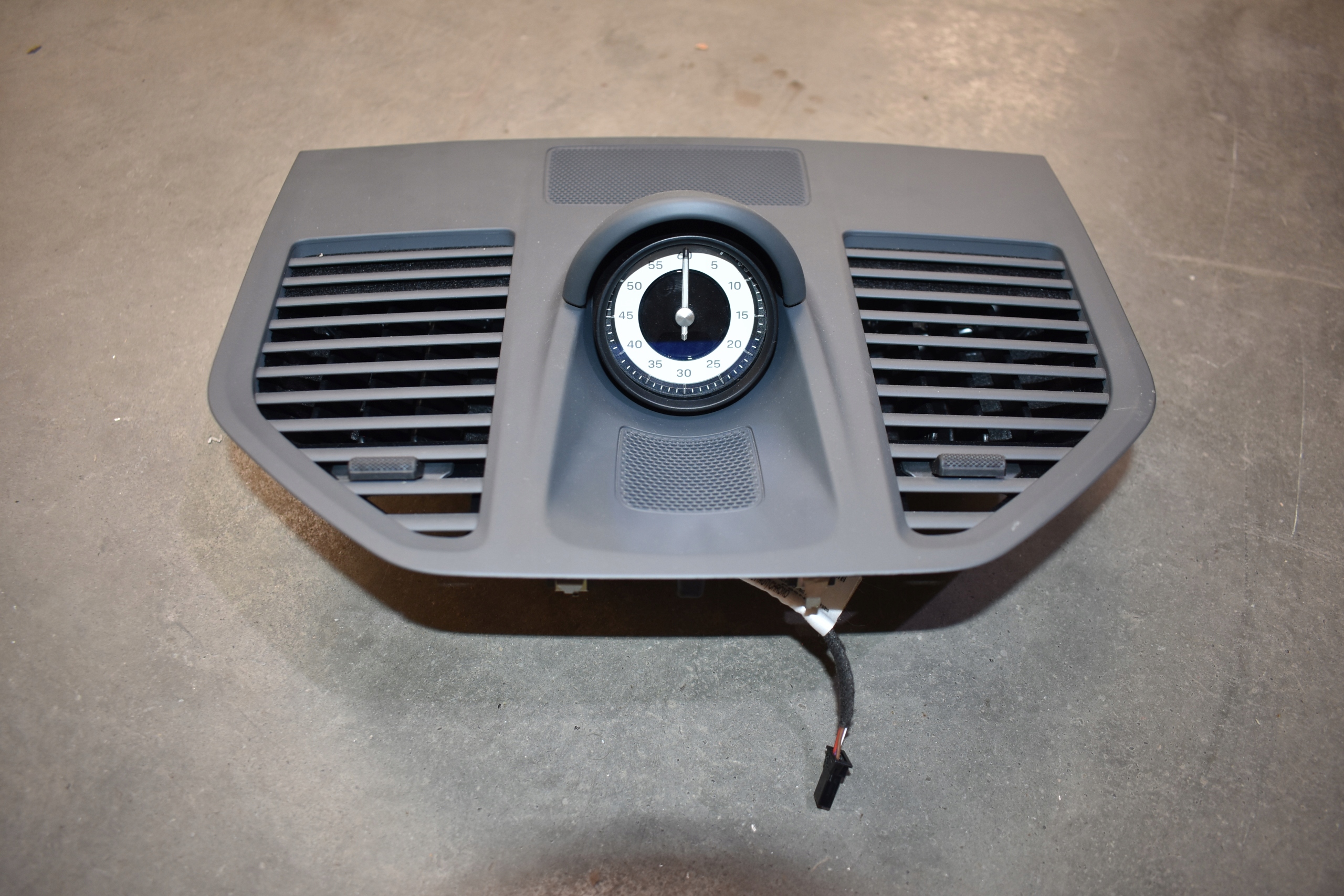IDEALNA Grille Console STOPER PORSCHE 992 1