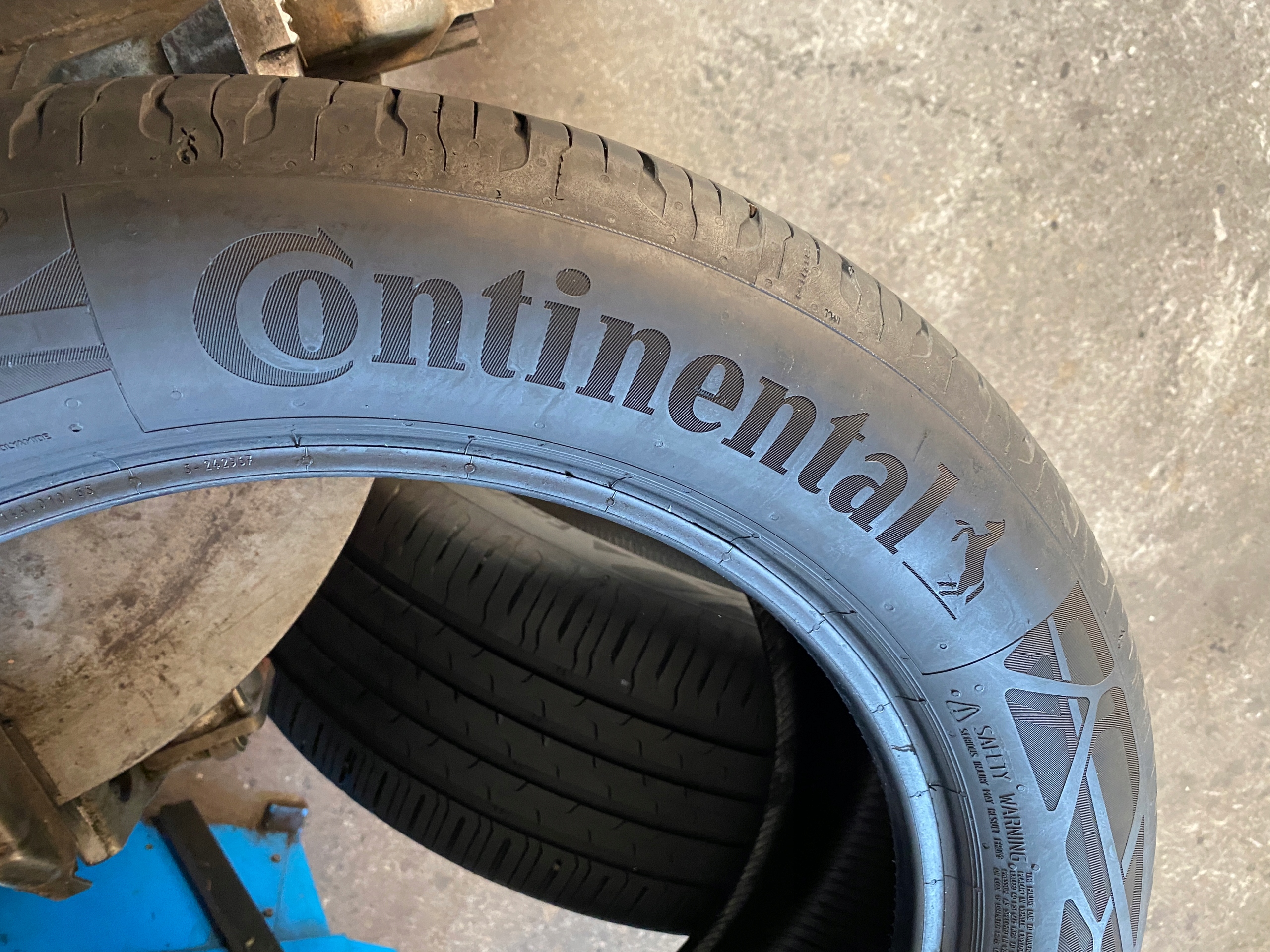 2 tyres summer 245/50R19 Continental EcoContact 6