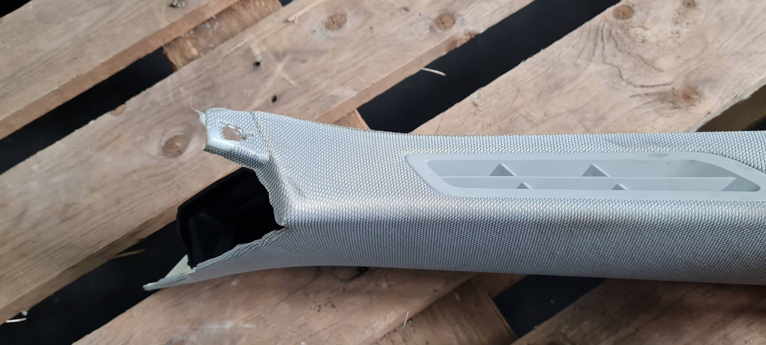 A6 C8 4K cover side pillar A left left front windows 4K0867233C