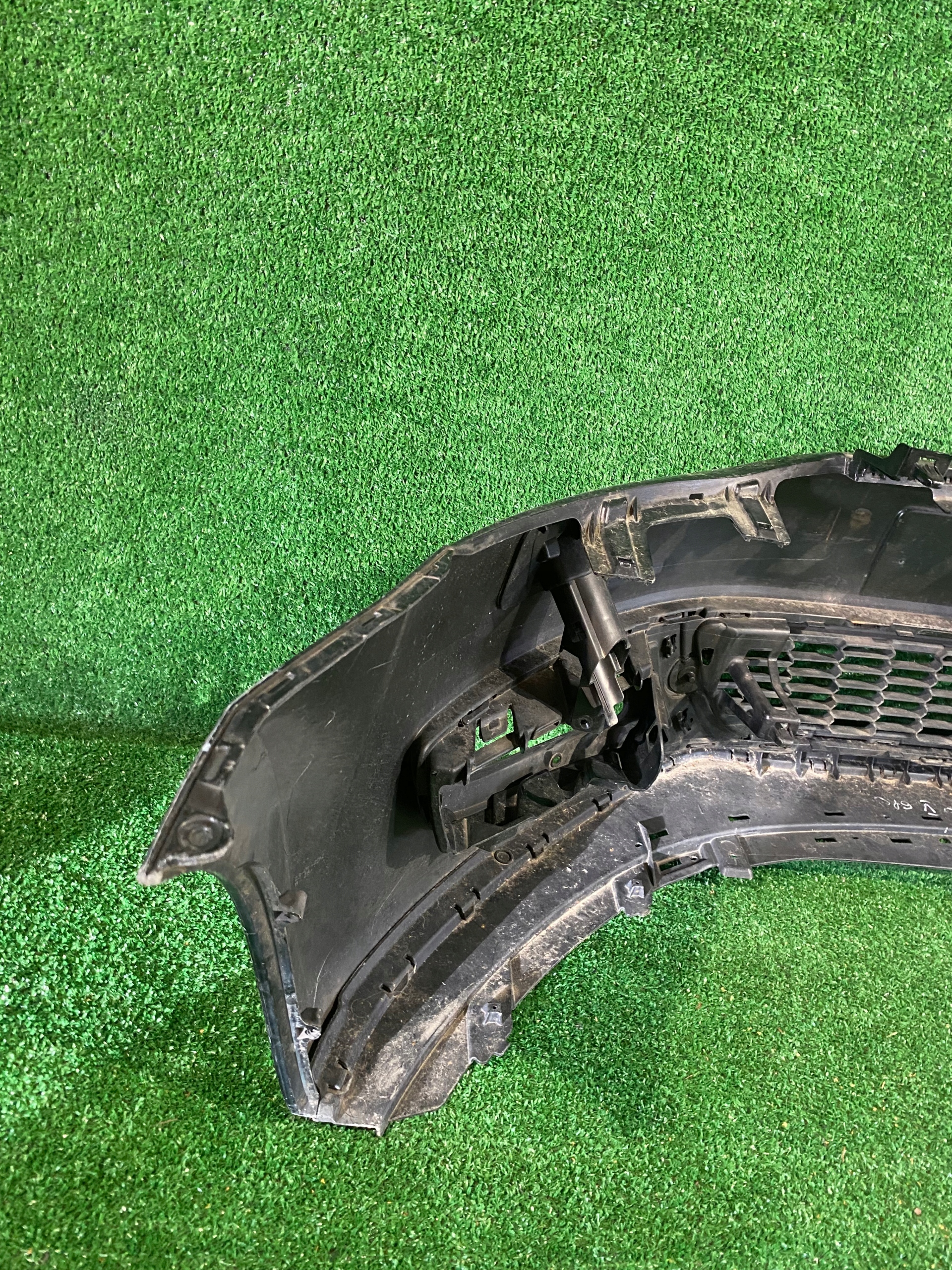 Frontstoßstange vorne Spritzdüse VW POLO 6R0 09