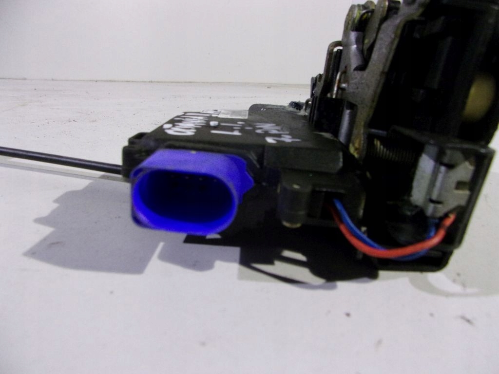 Skoda Octavia II HB lock left rear part 7 PIN