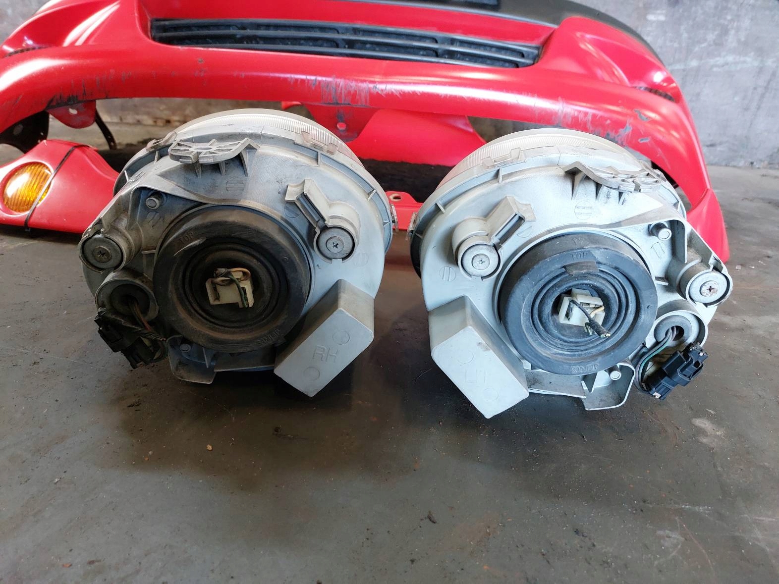 KOMPLETNY PRZÓD MASKA ZDERZAK DAEWOO MATIZ M150 Kolor czerwony