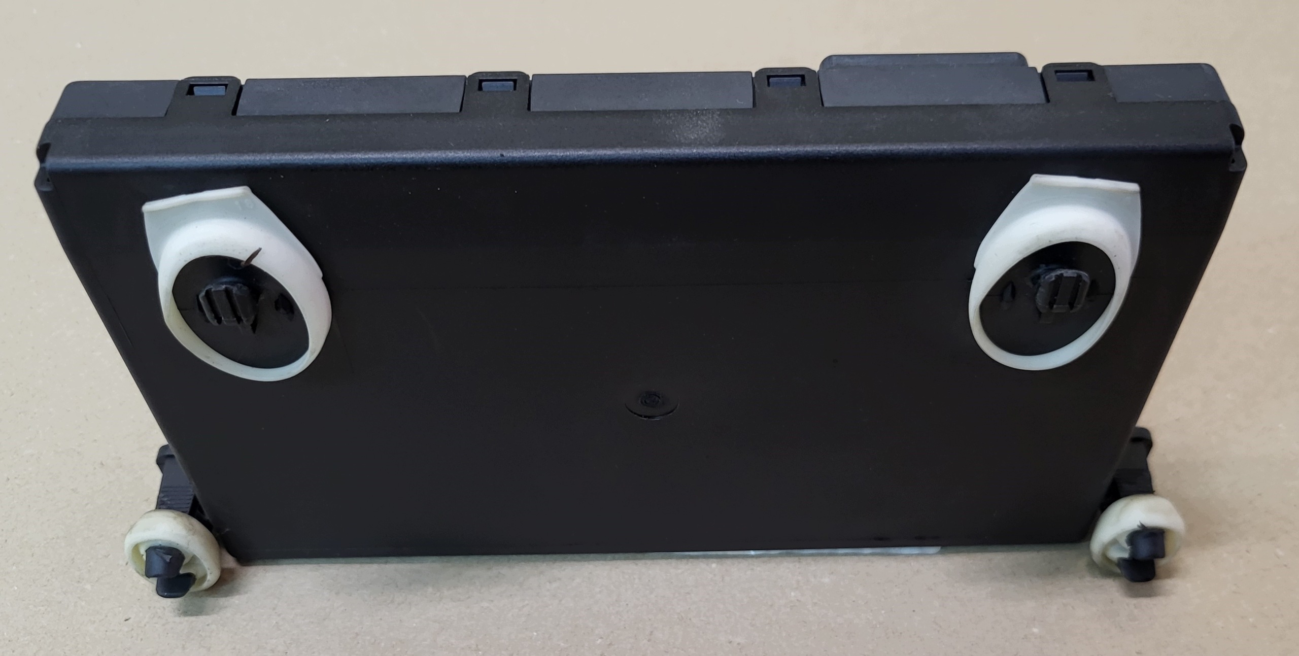 module control unit door left front MERCEDES CLS W219 2198200626 OE