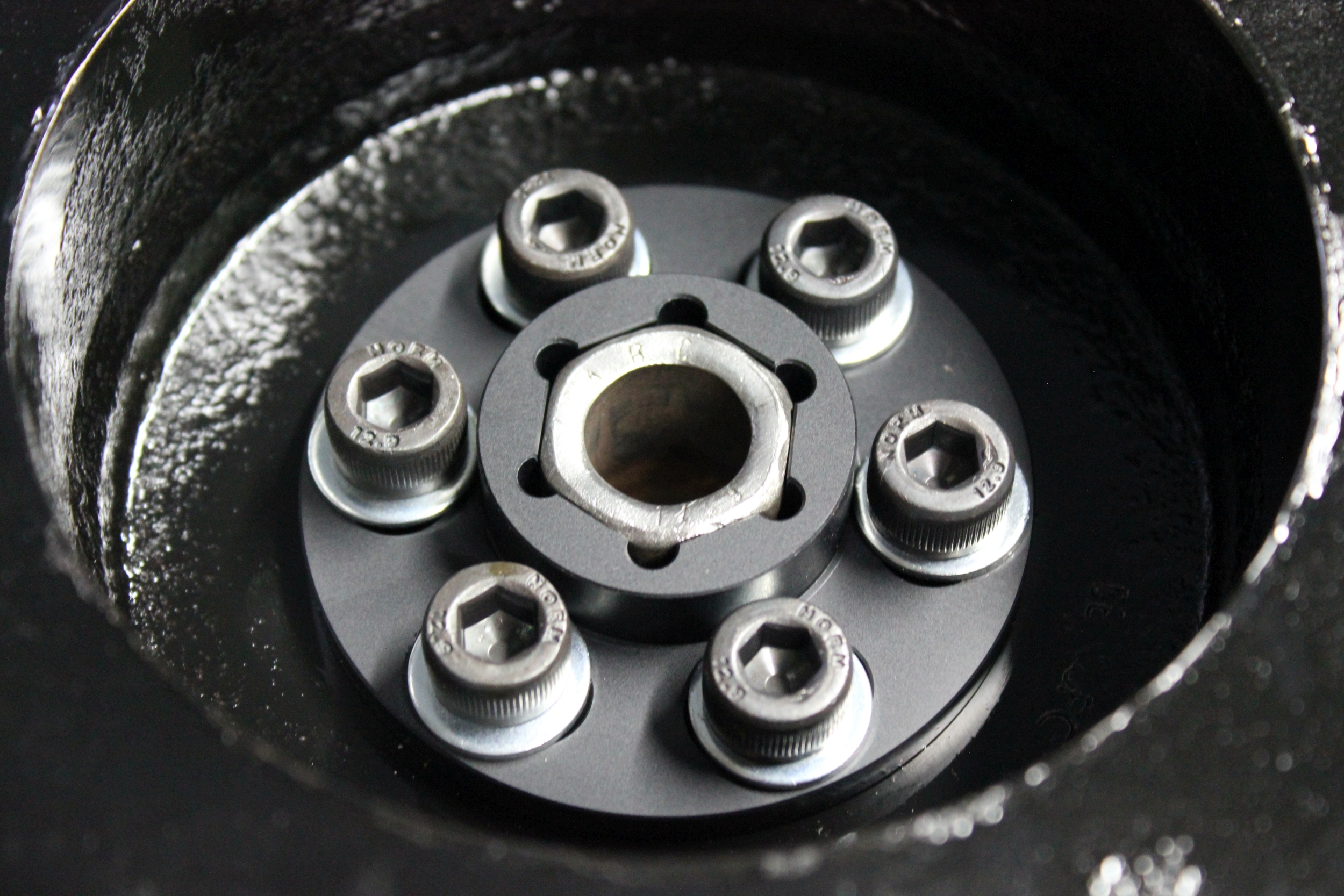 Blokada sruby walu BMW N54 N54B30 BOLT CAPTURE Part manufacturer Other