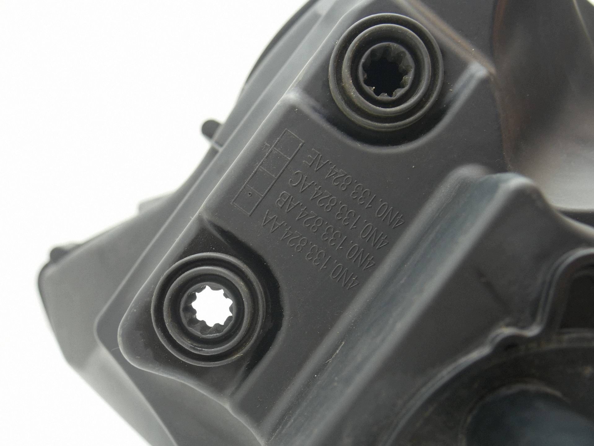 cover air filter housing AUDI A8 D5 4N0133824AA