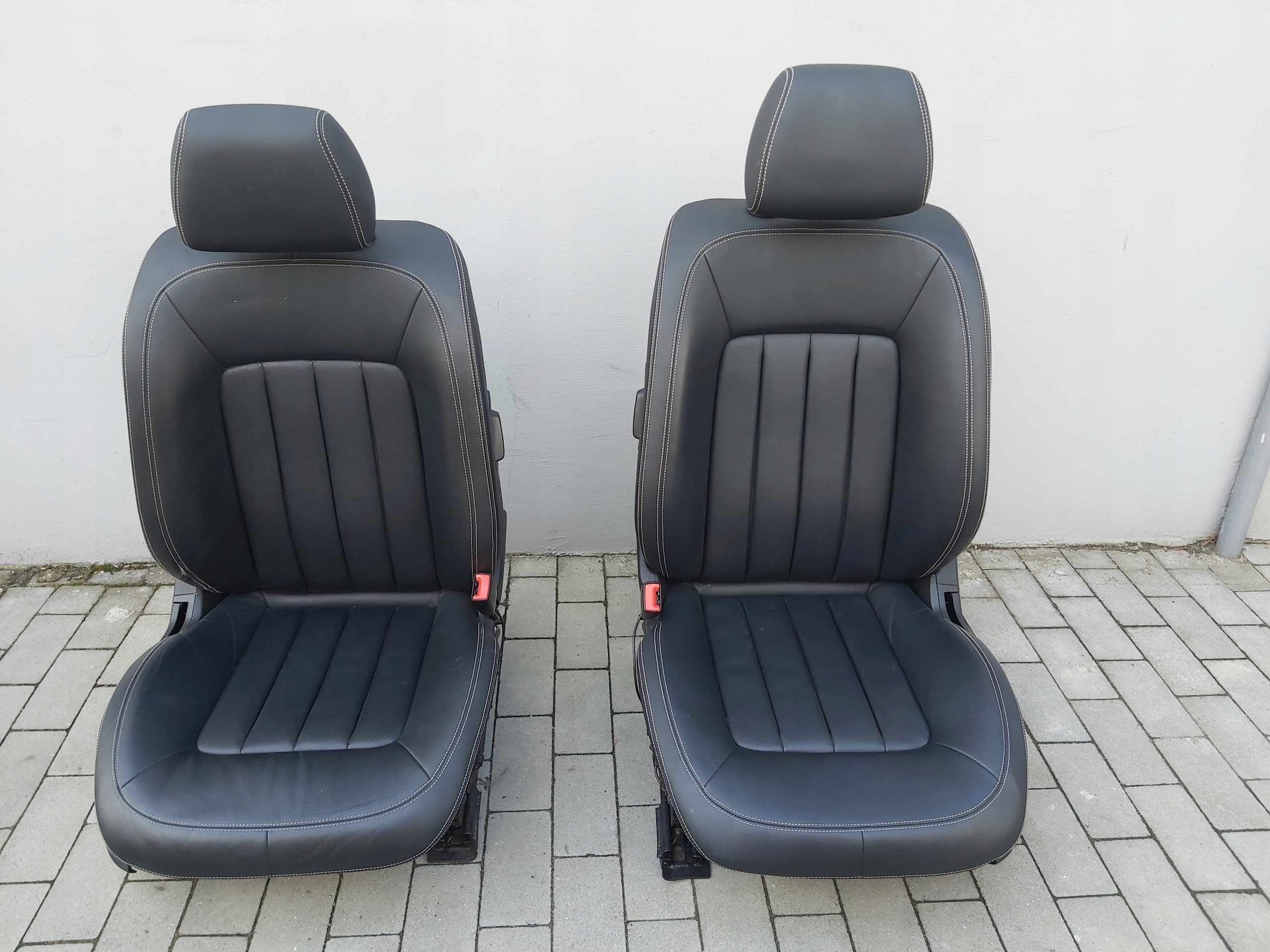 seat front front right MERCEDES CLS 218 W218
