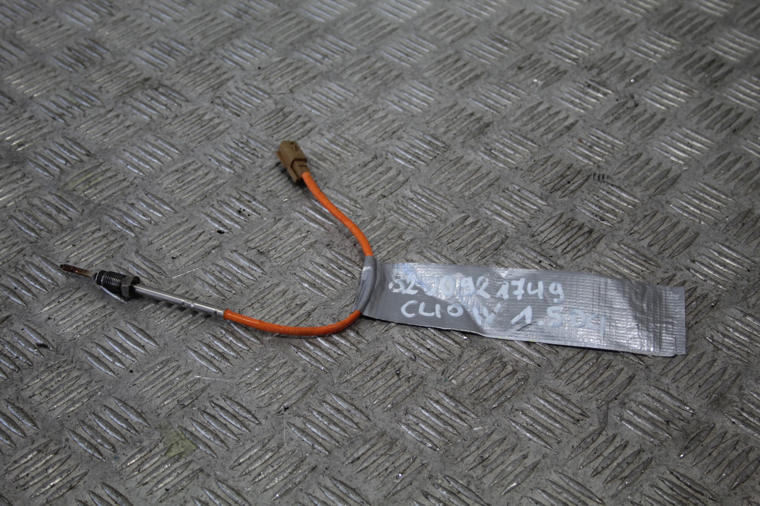 CZUJNIK TEMPERATURY SPALIN RENAULT CLIO IV