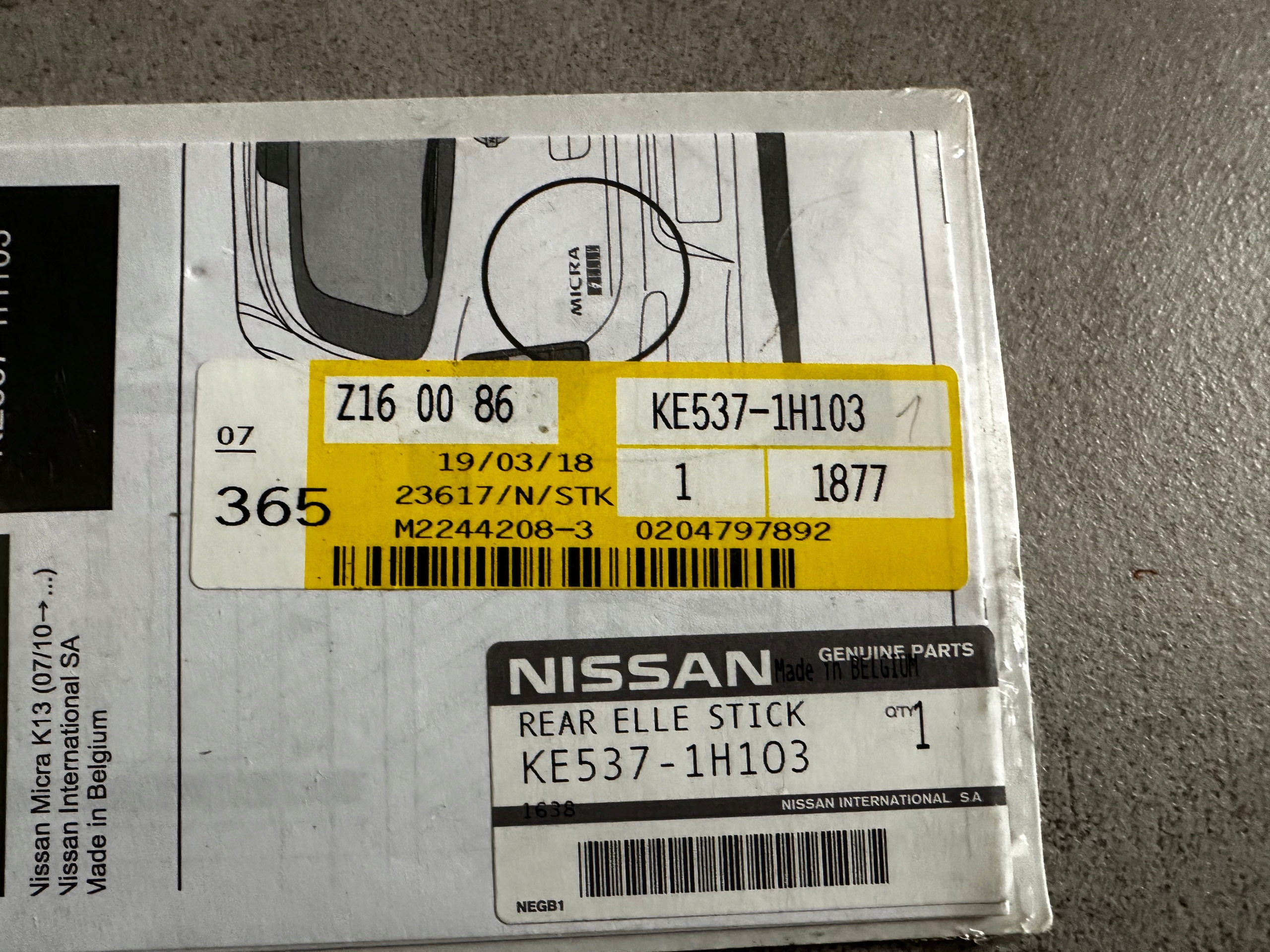 ZNACZEK EMBLEMAT TYŁ ELLE KE537-1H103 NISSAN MICRA K13 Marka Nissan