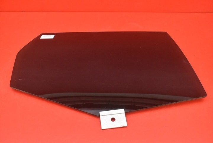 VOLVO XC60 1 И ЗАДНЕЕ ПРАВОЕ СТЕКЛО ЗАКЛЕЕНЫ AS3 .12