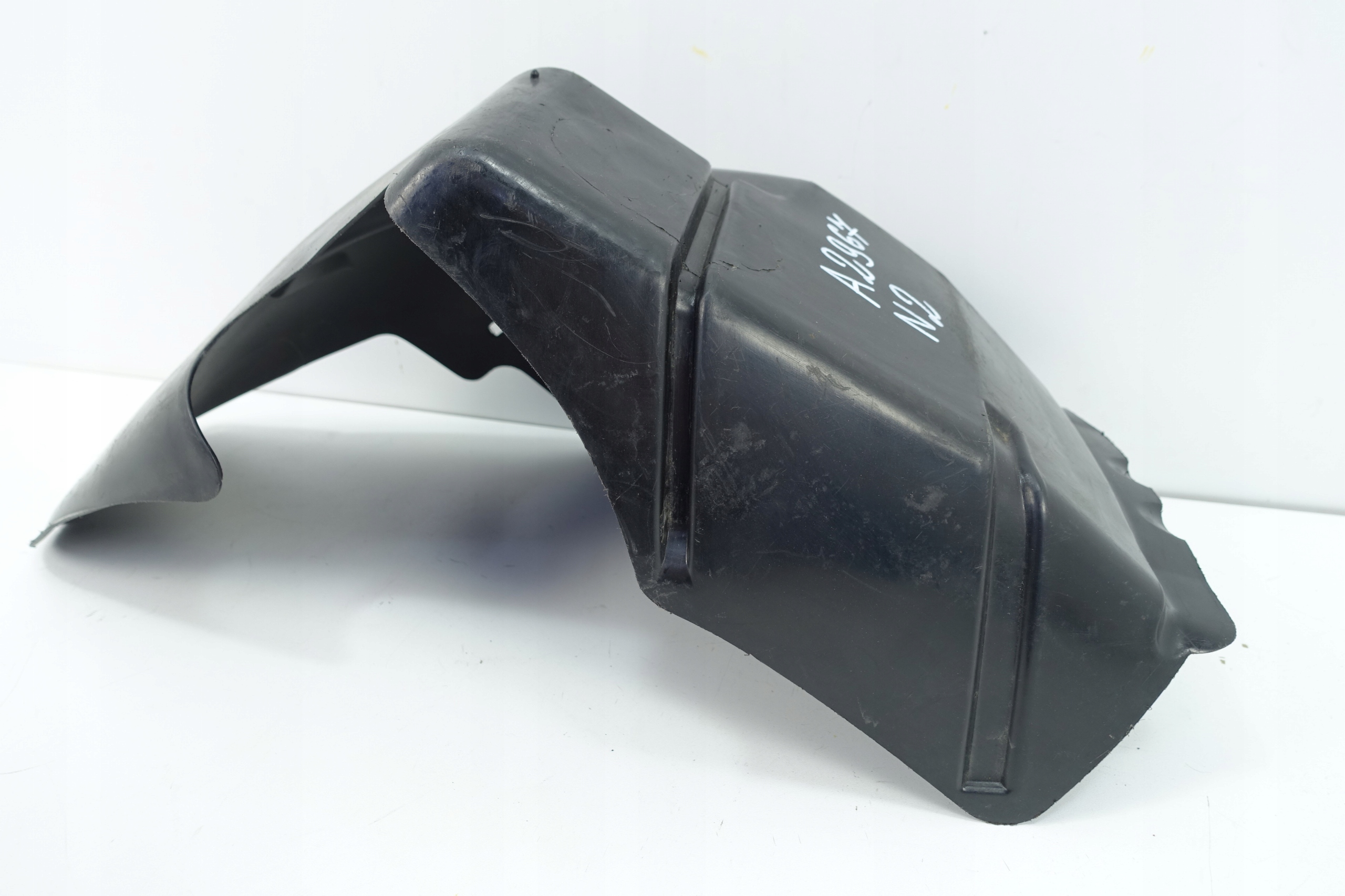 mudguard right rear part CITROEN XANITA 9627351280