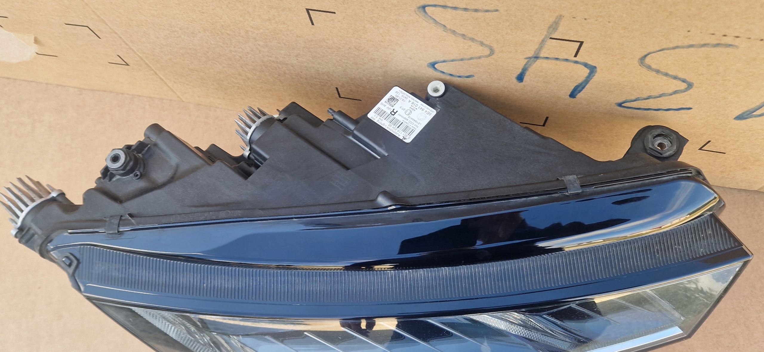 light SKODA OCTAVIA 4 IV 5E4941016A original IDEAL