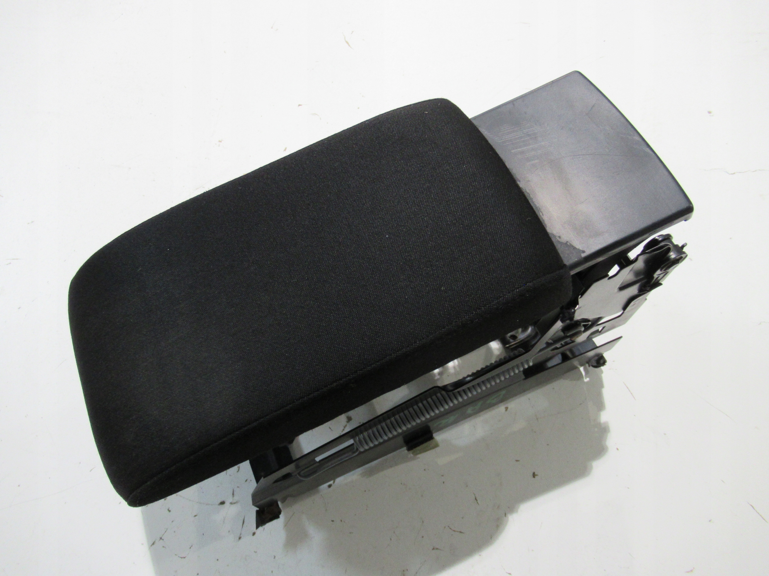 AUDI A5 E 8T A4 B8 8K BRACCIOLO WELUR 8K0864283