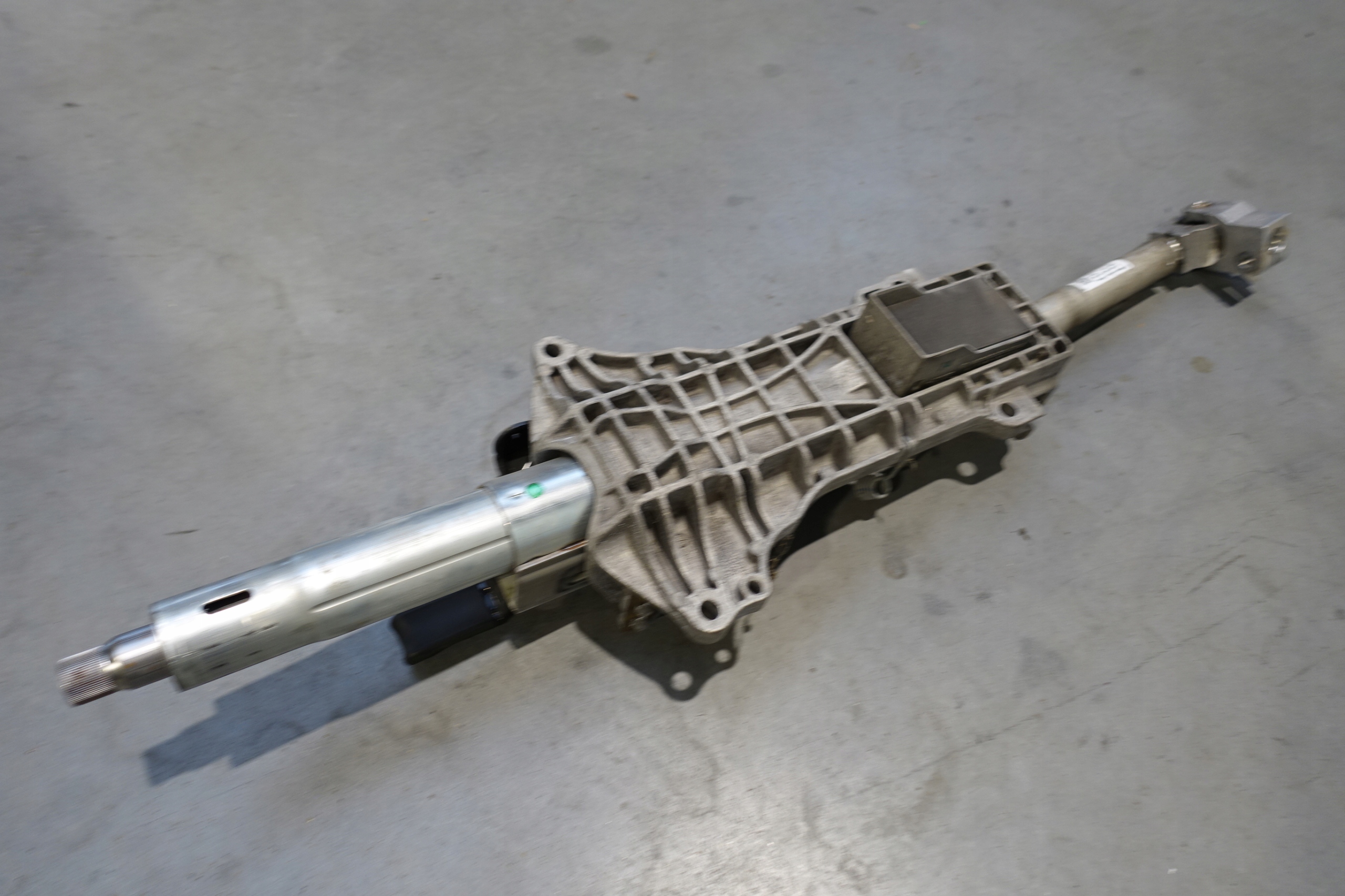 A2464600409 - MERCEDES W246 W176 рульова колонка тяга