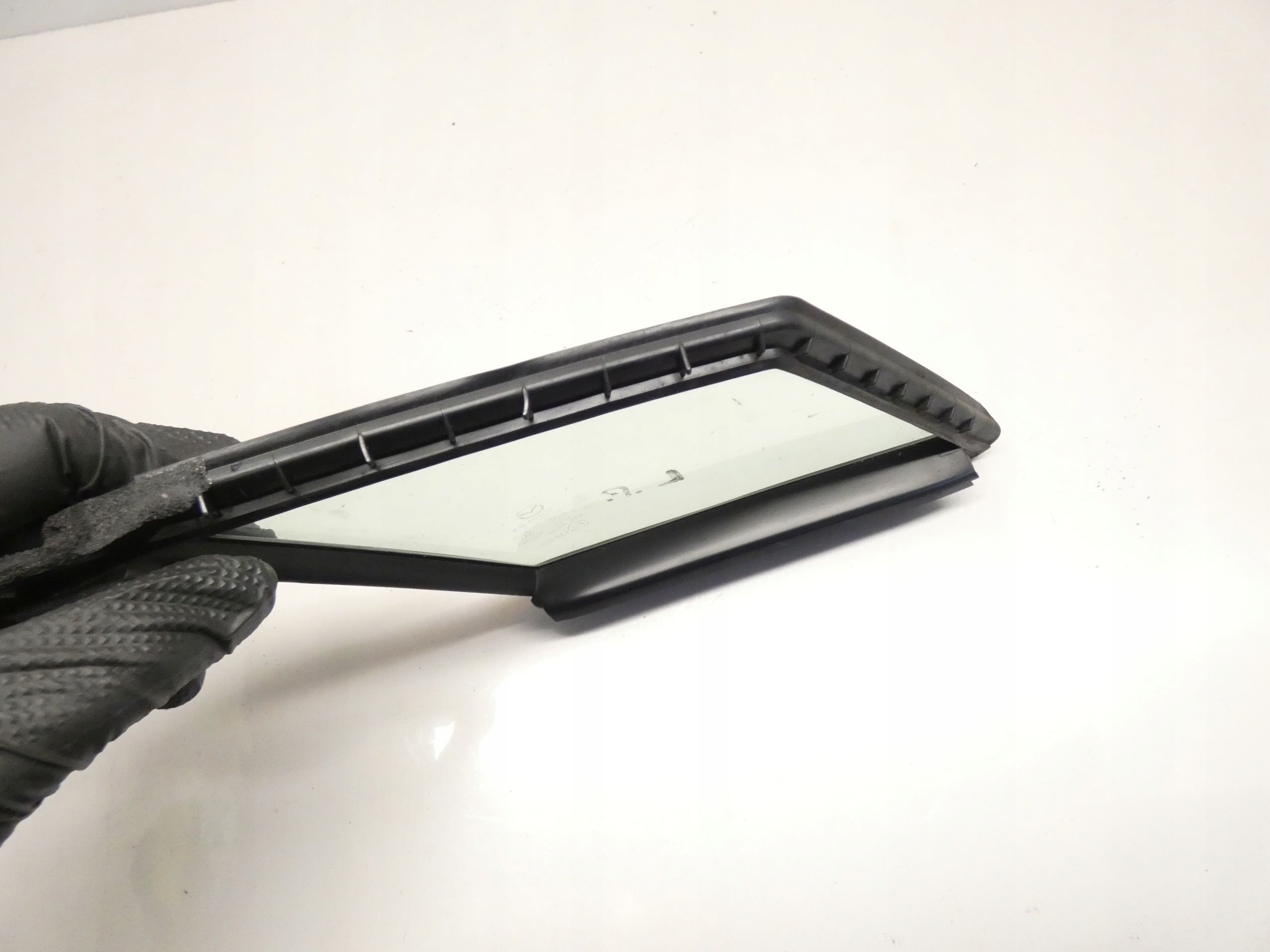 window door left front MALA MAZDA 5 and CR19 LIFT 07-10
